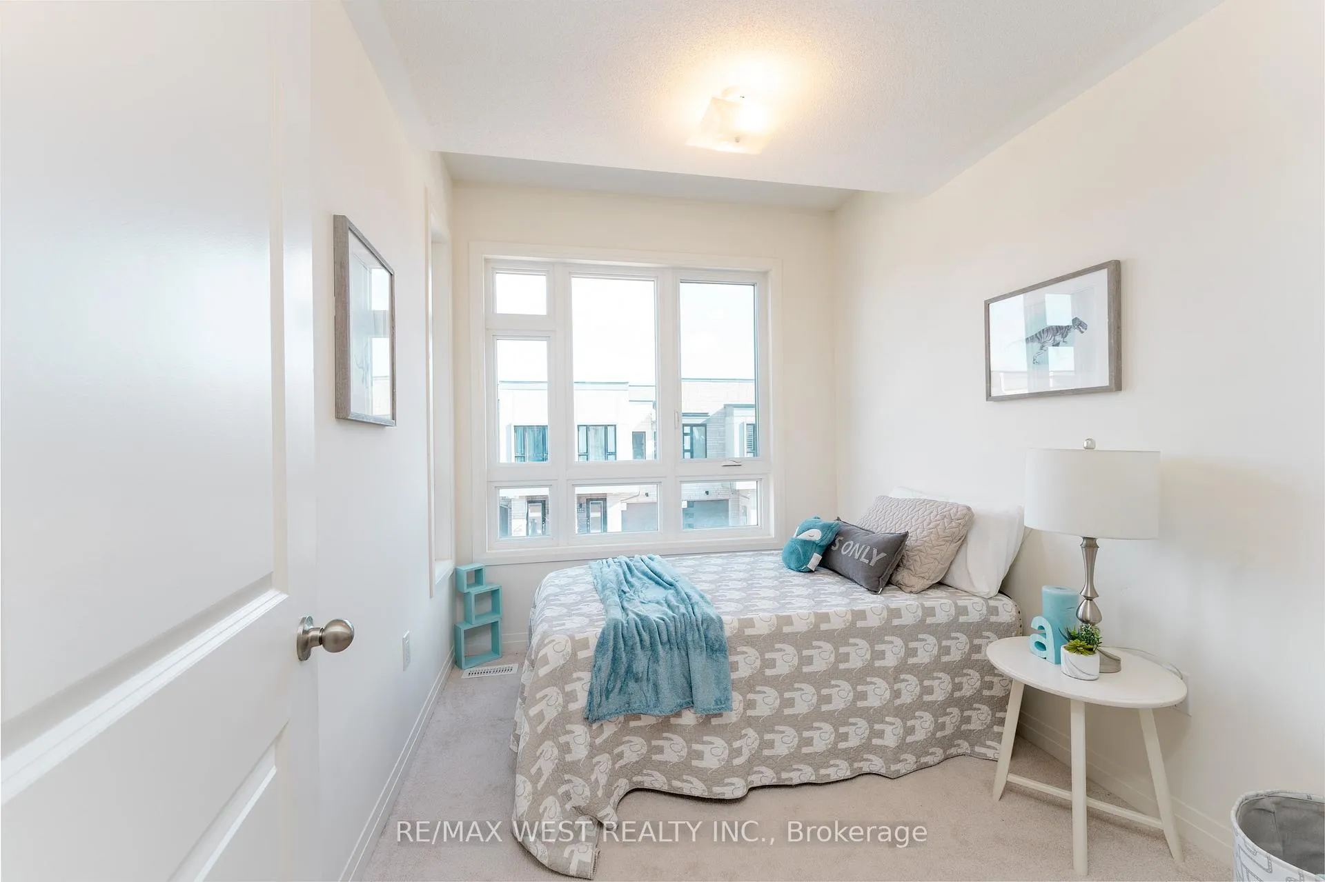 Photo 23 of 153 Sailors Landing Drive, Clarington, Bowmanville — HOMEH