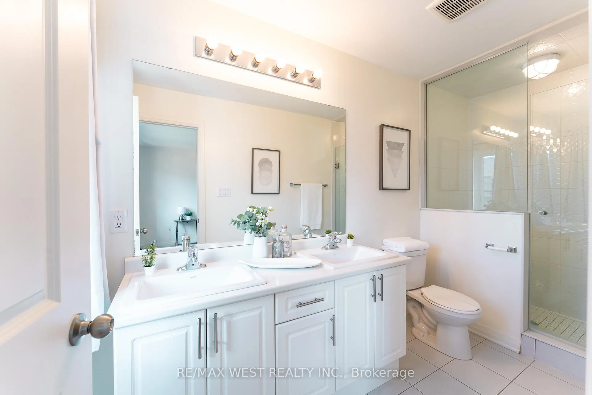 Photo 28 of 153 Sailors Landing Drive, Clarington, Bowmanville — HOMEH