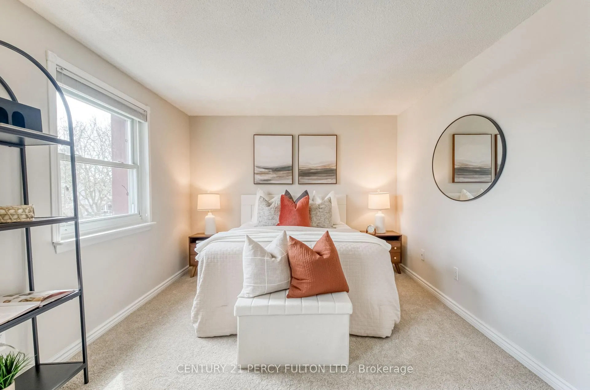 Photo 19 of 1323 Fenelon Crescent, Oshawa, Stevenson — HOMEH