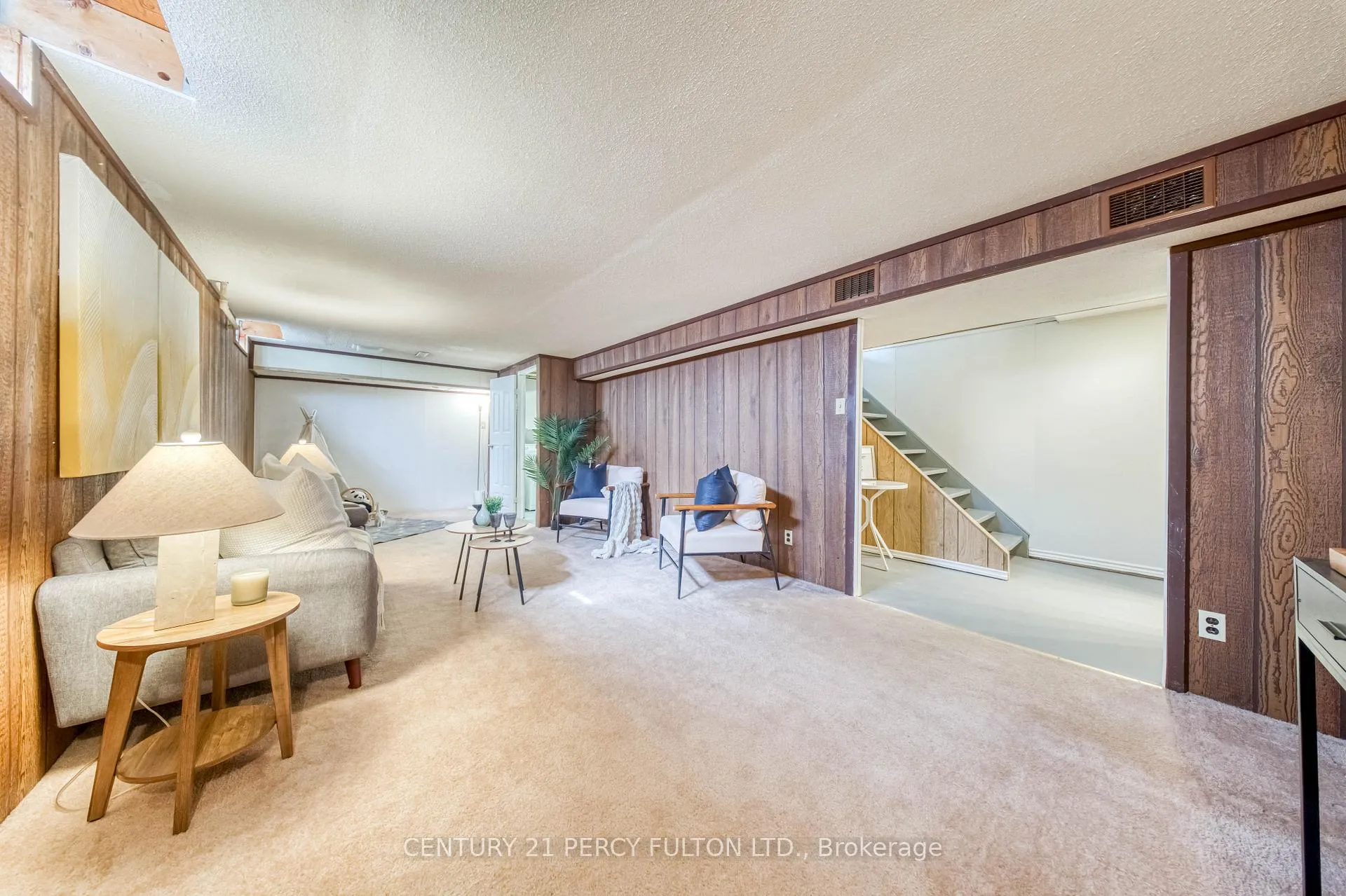 Photo 30 of 1323 Fenelon Crescent, Oshawa, Stevenson — HOMEH