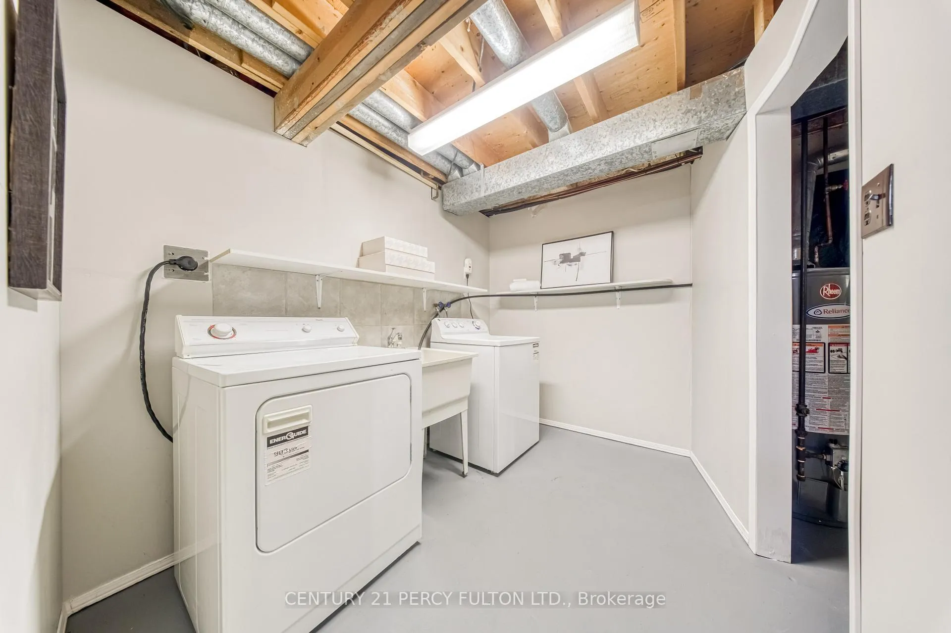 Photo 32 of 1323 Fenelon Crescent, Oshawa, Stevenson — HOMEH