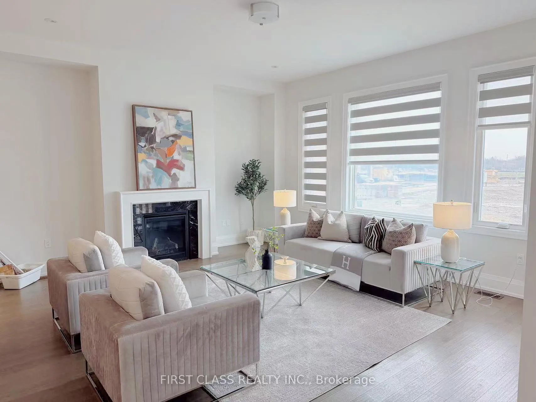 Photo 5 of 68 Tranquility Crescent, Markham, Angus Glen — HOMEH