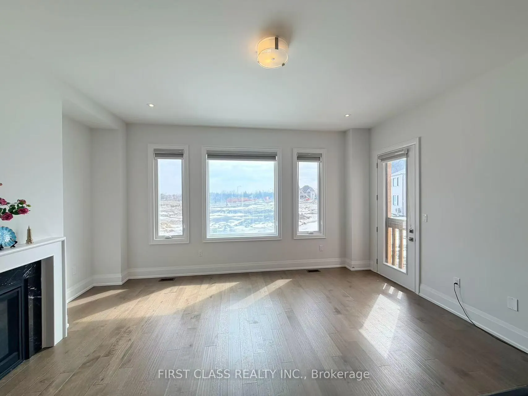 Photo 8 of 68 Tranquility Crescent, Markham, Angus Glen — HOMEH