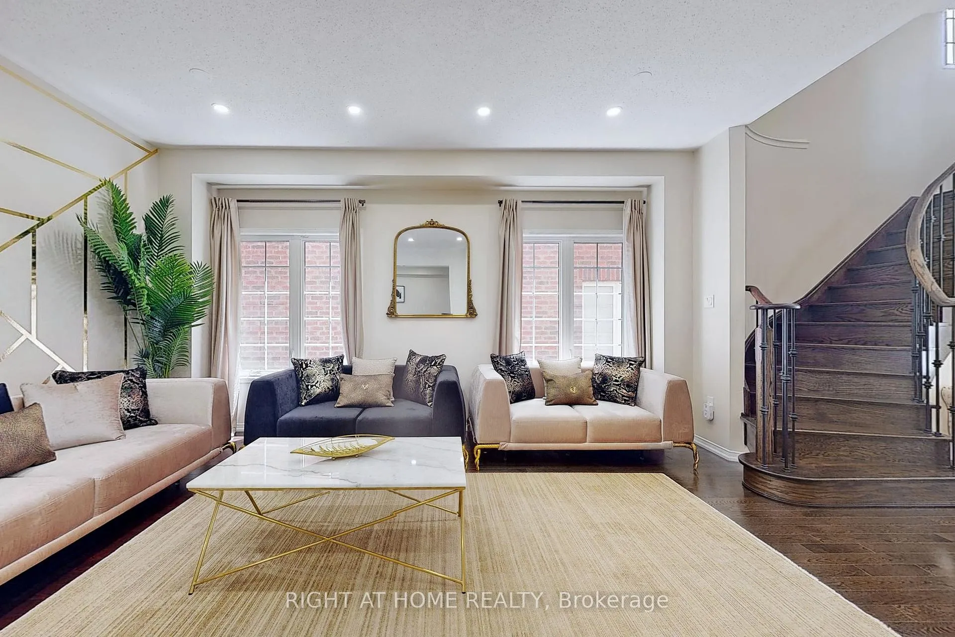 Photo 6 of 1733 Frederick Mason Drive E, Oshawa, Taunton — HOMEH