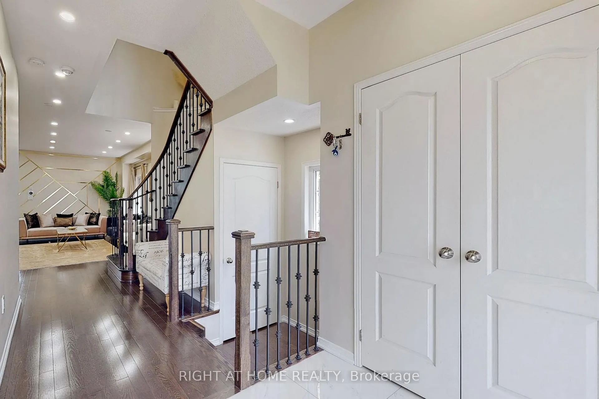 Photo 20 of 1733 Frederick Mason Drive E, Oshawa, Taunton — HOMEH