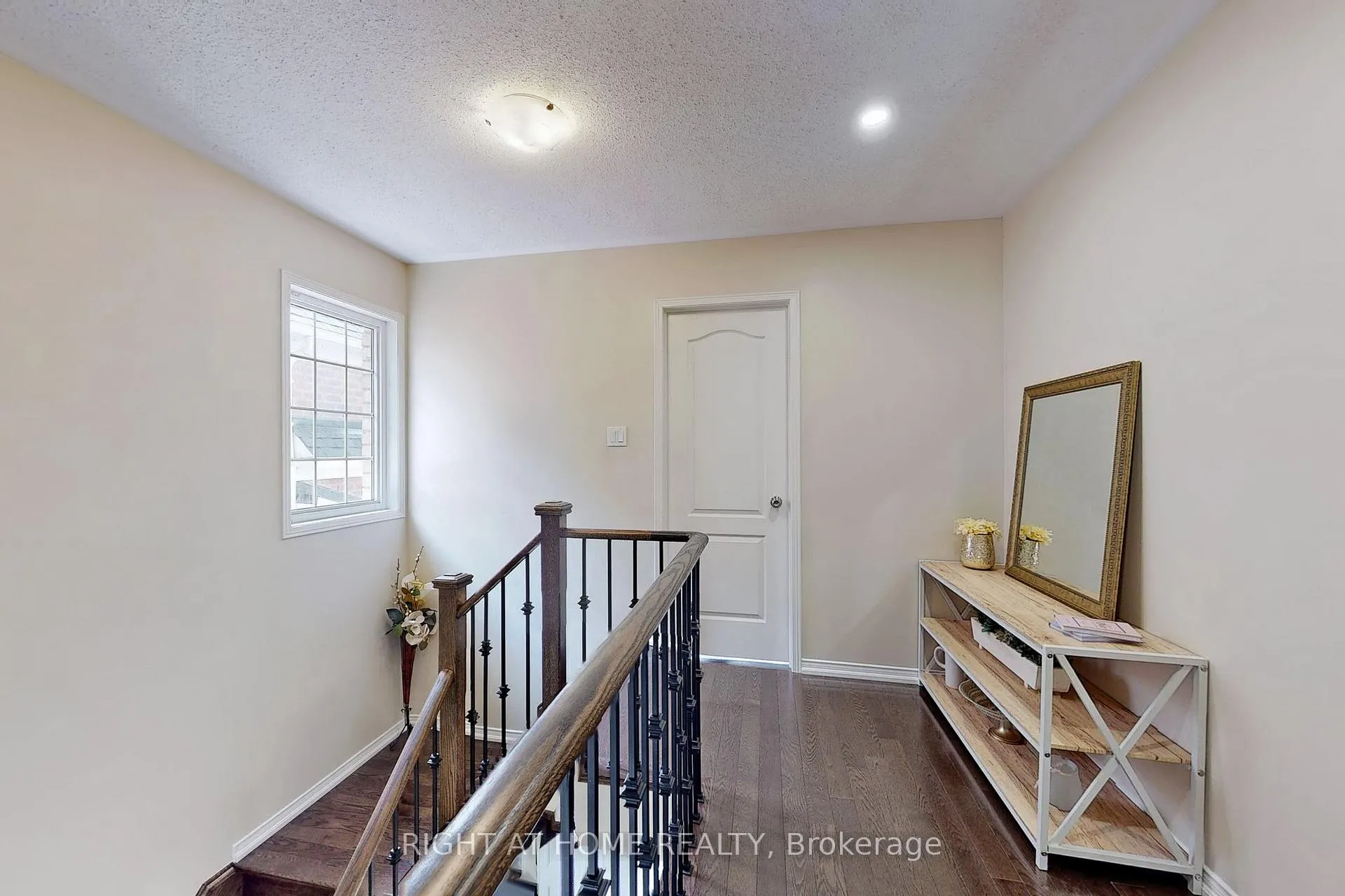 Photo 25 of 1733 Frederick Mason Drive E, Oshawa, Taunton — HOMEH