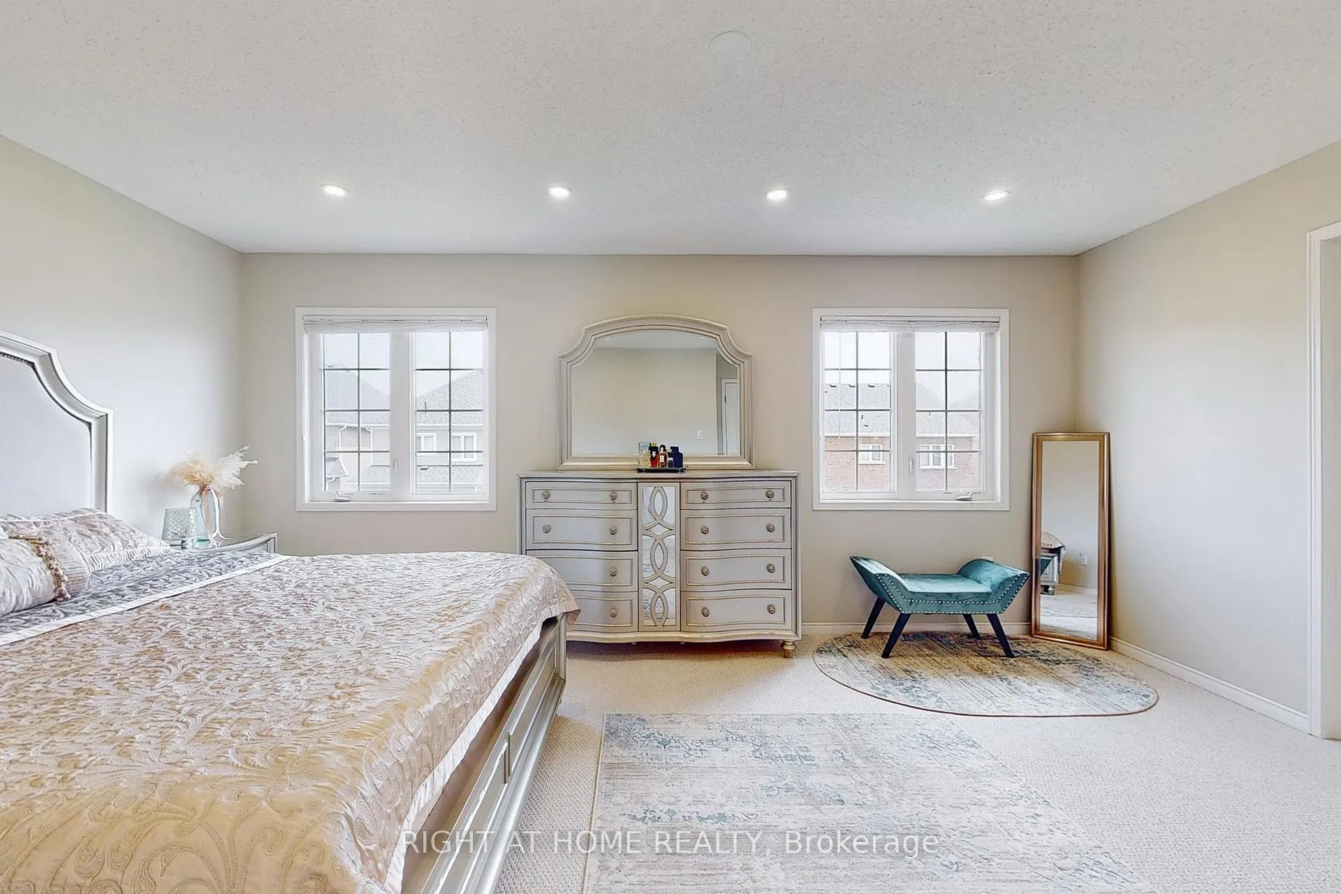 Photo 29 of 1733 Frederick Mason Drive E, Oshawa, Taunton — HOMEH