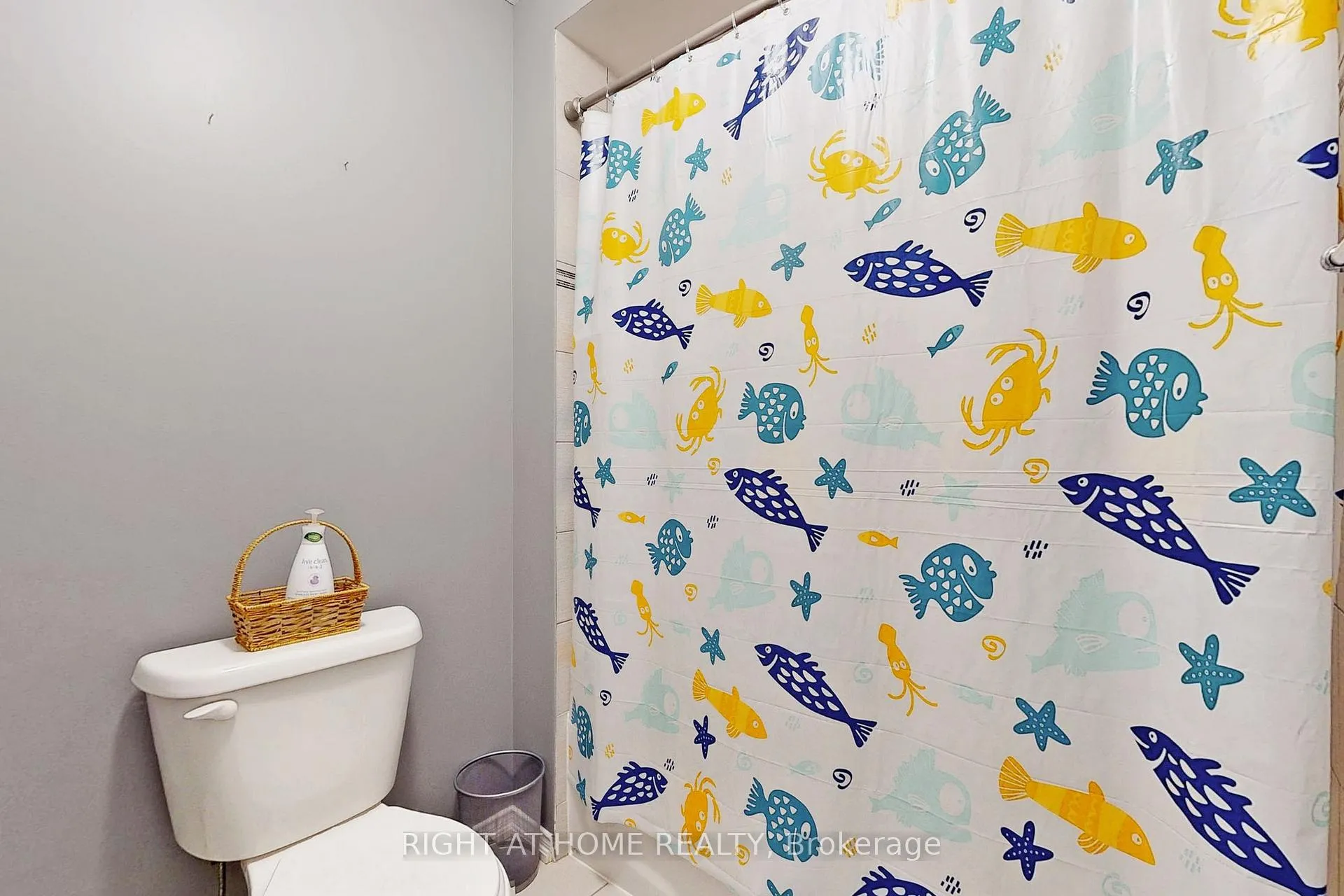 Photo 39 of 1733 Frederick Mason Drive E, Oshawa, Taunton — HOMEH