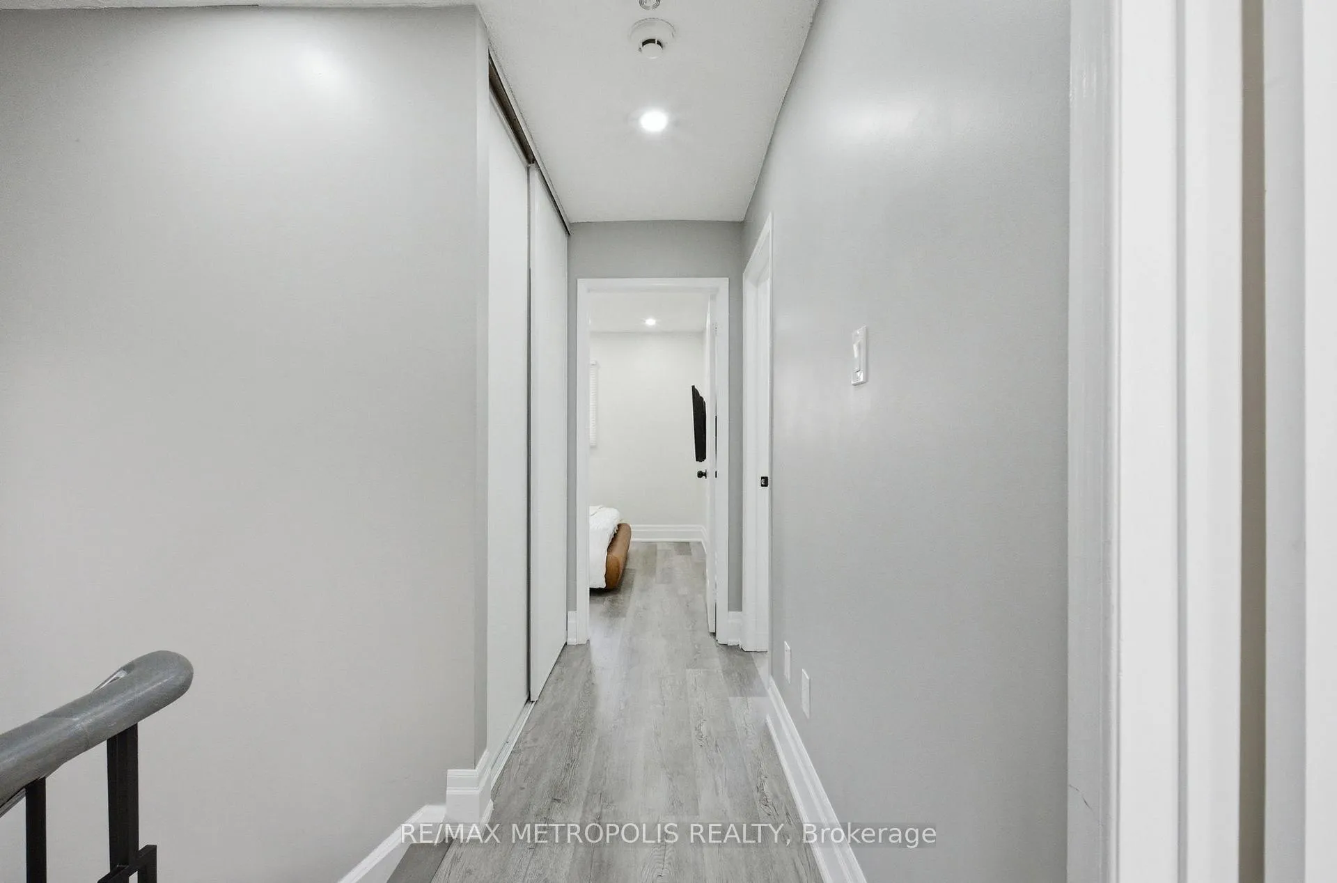 Photo 13 of 700 Mountjoy Court, Oshawa, Pinecrest — HOMEH