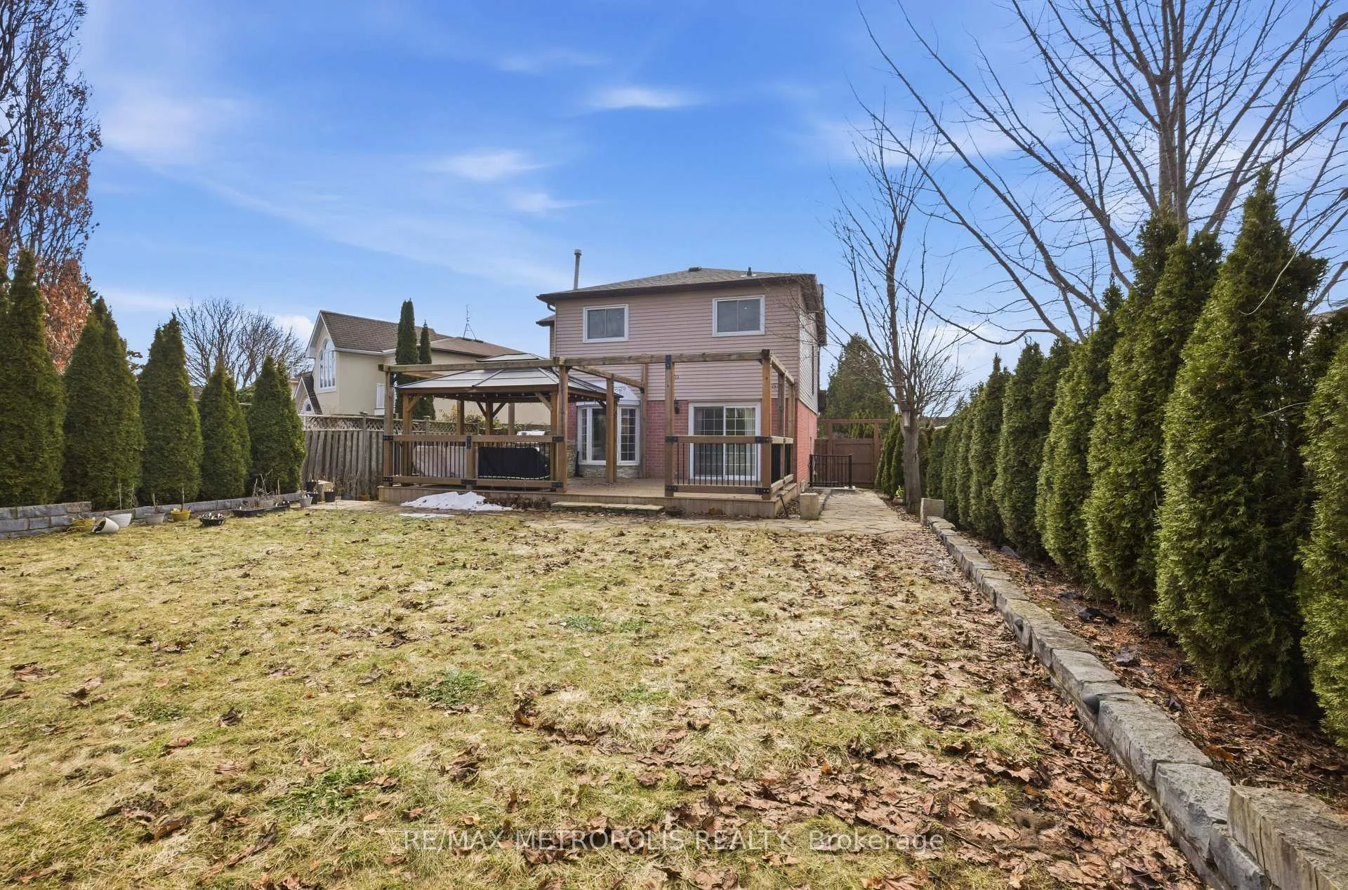 Photo 28 of 700 Mountjoy Court, Oshawa, Pinecrest — HOMEH