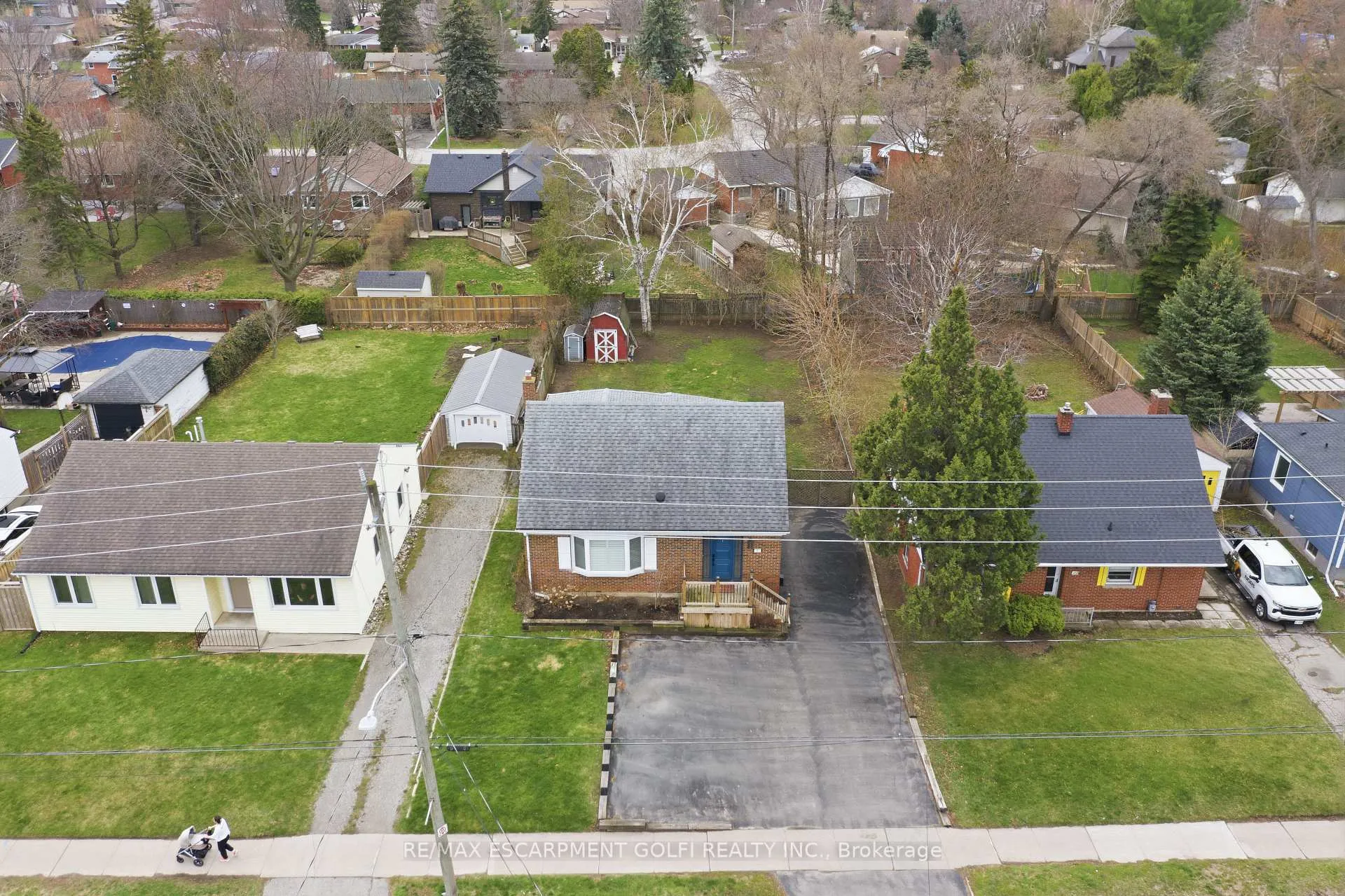 Photo 1 of 101 Livingston Avenue, Grimsby, Grimsby West — HOMEH