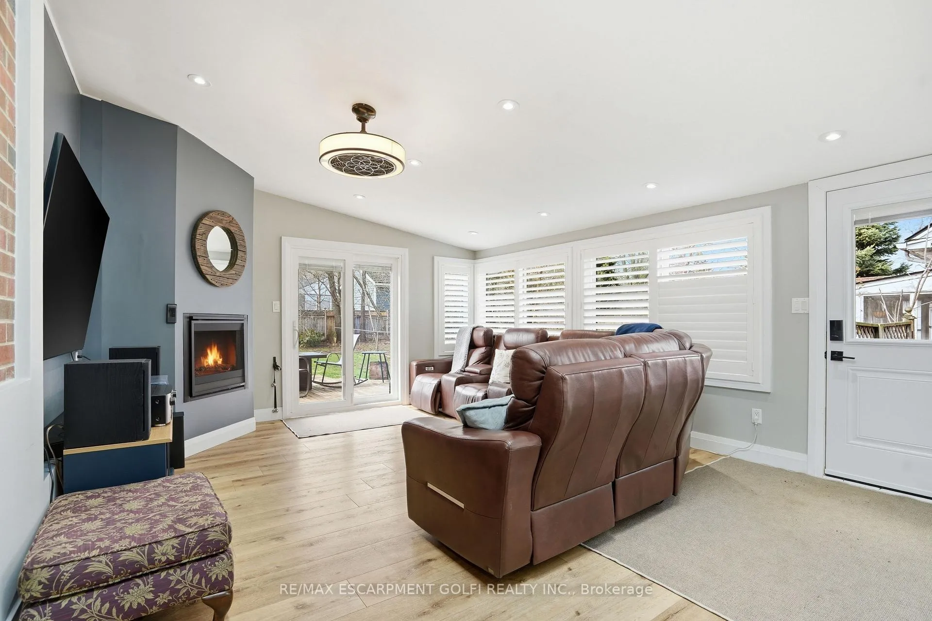 Photo 20 of 101 Livingston Avenue, Grimsby, Grimsby West — HOMEH