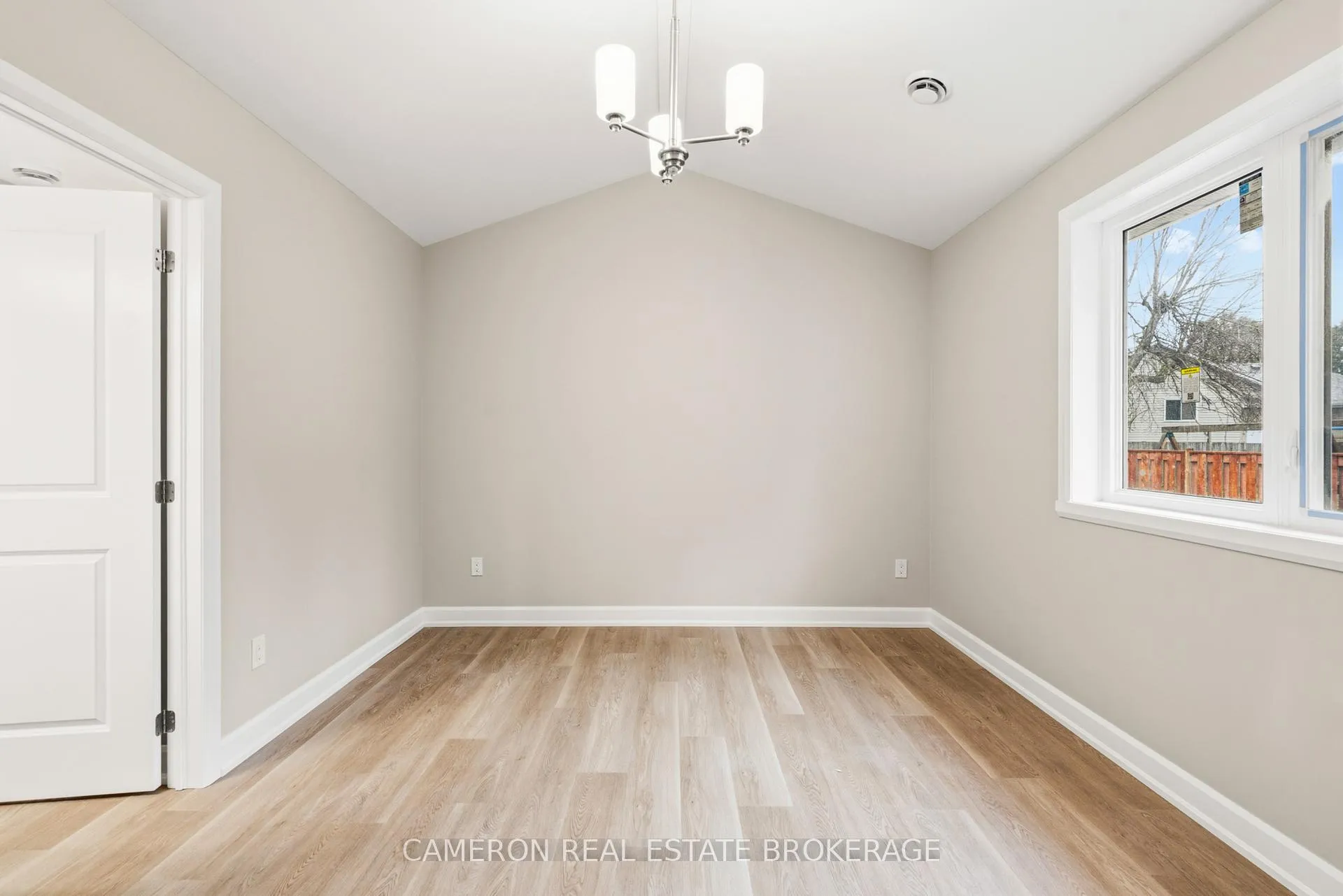 Photo 9 of 10 Whittaker Crescent, Cornwall — HOMEH