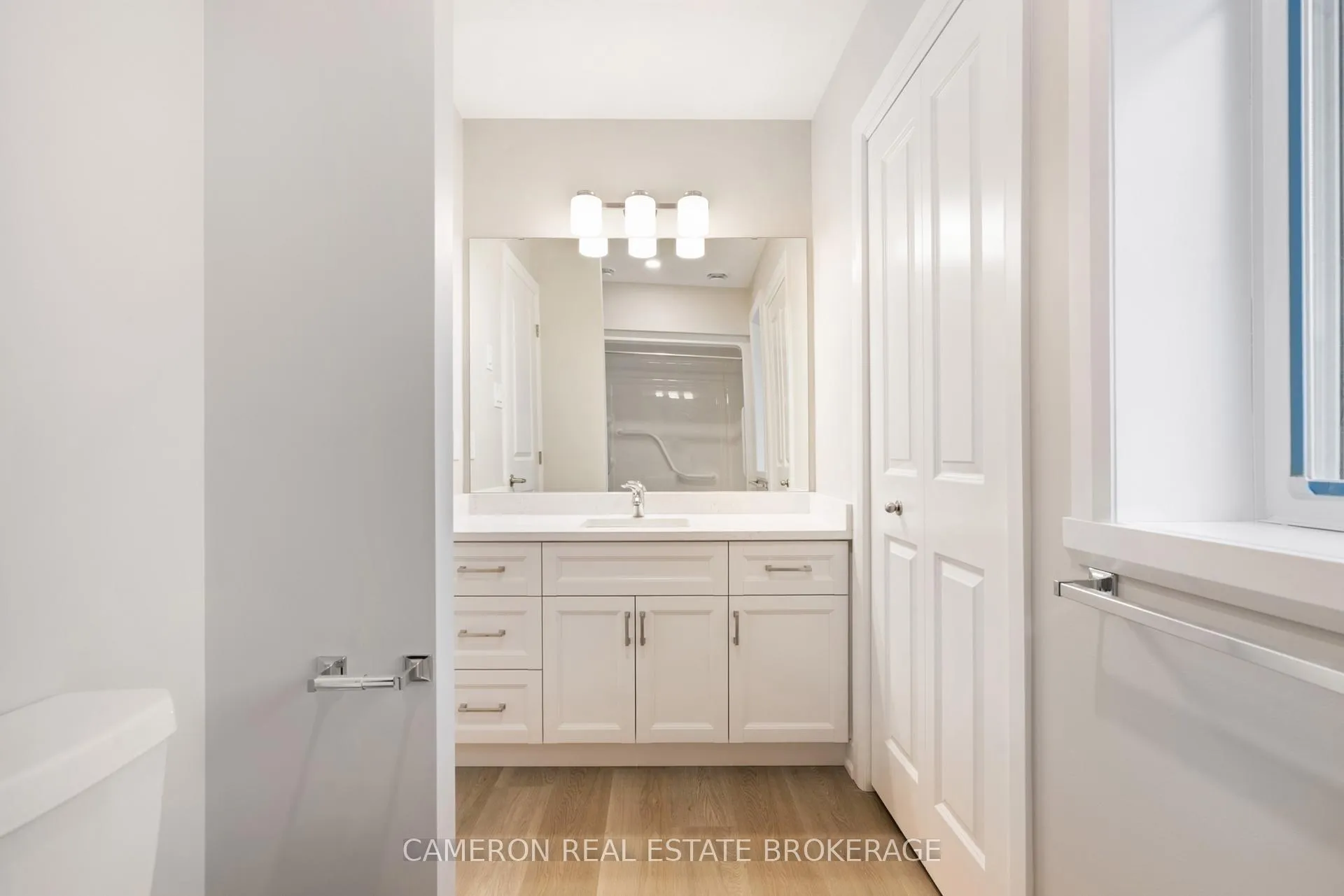Photo 11 of 10 Whittaker Crescent, Cornwall — HOMEH