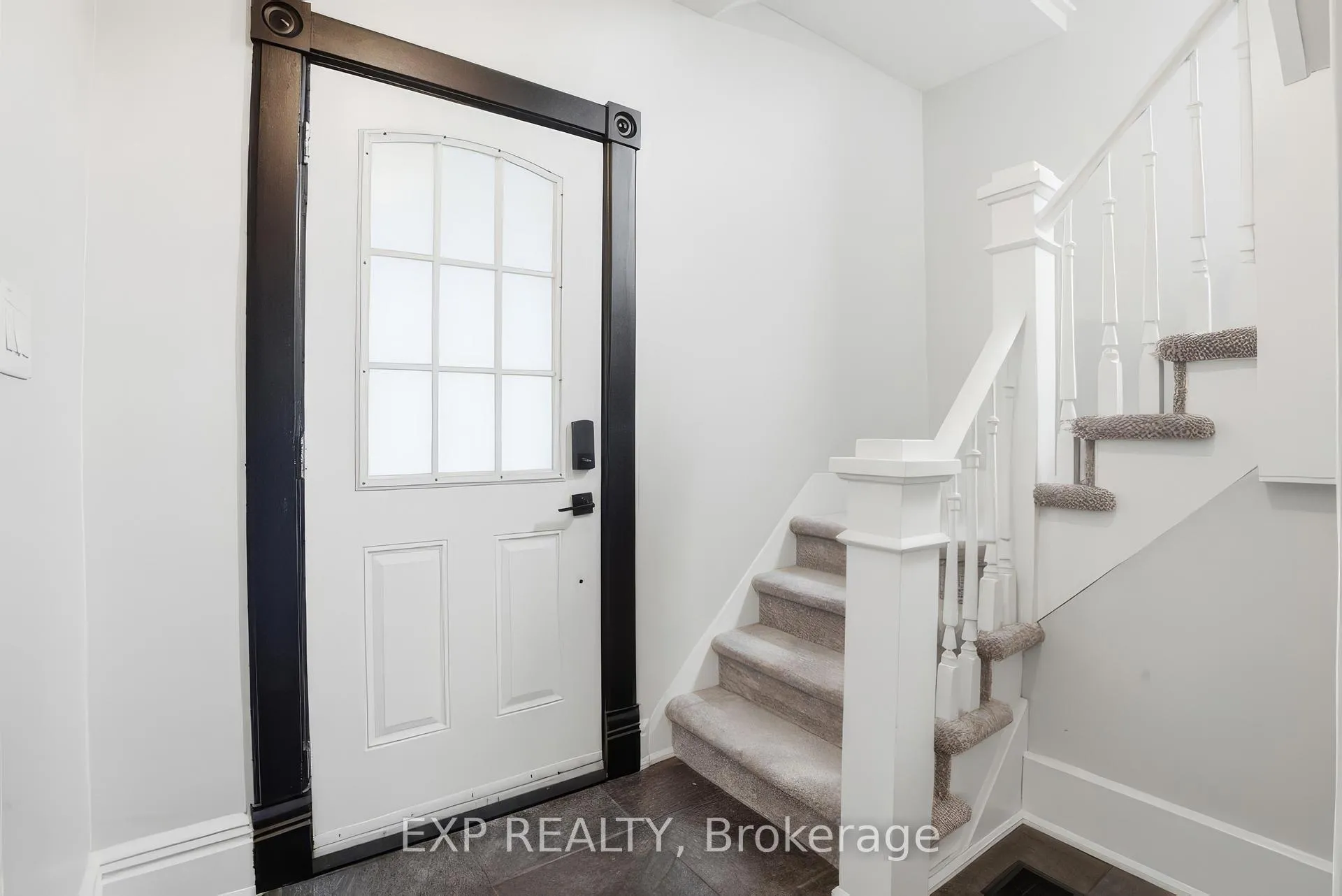 Photo 3 of 742 Vine Street, Cambridge — HOMEH