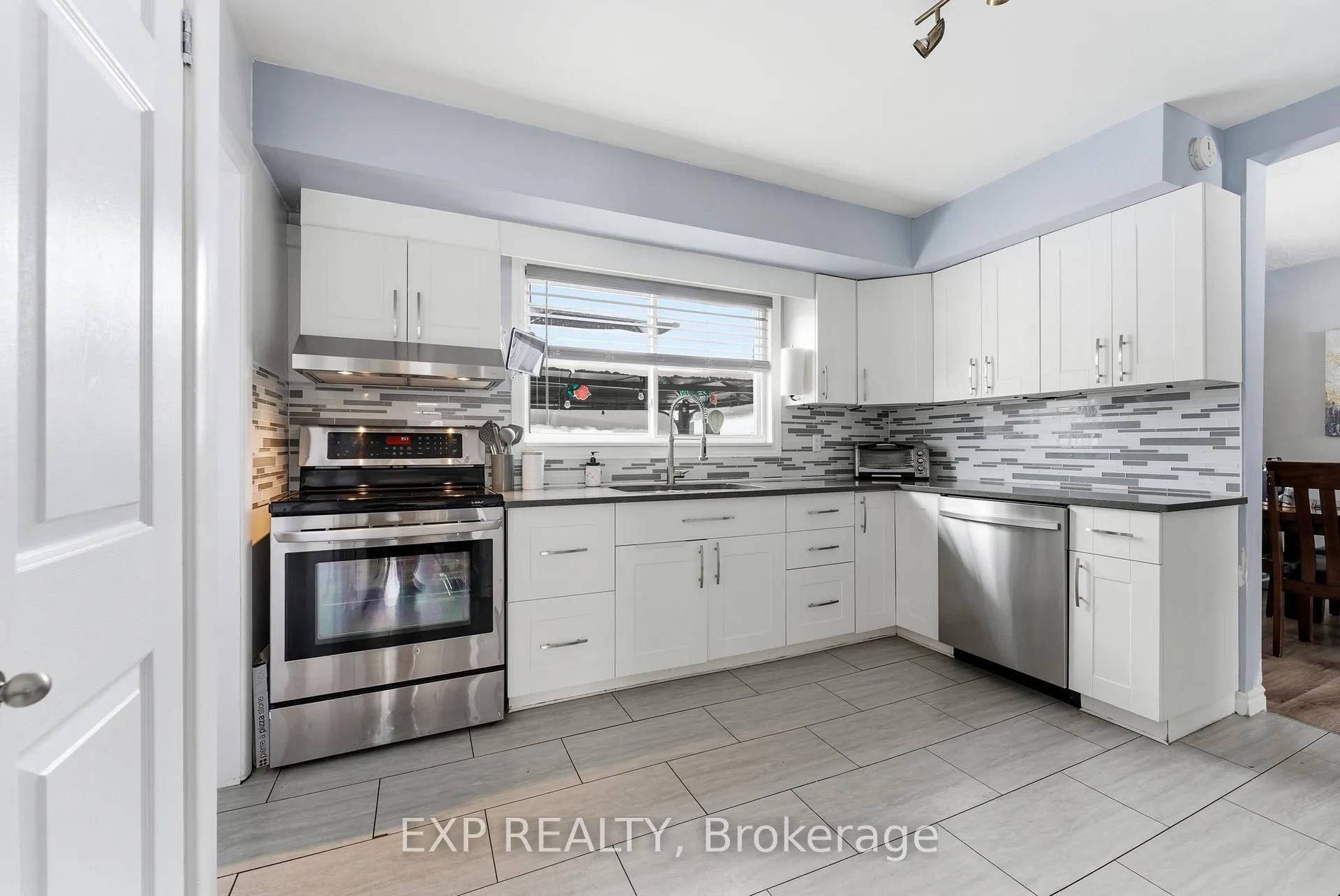 Photo 11 of 1 Nelles Avenue, Quinte West, Sidney Ward — HOMEH