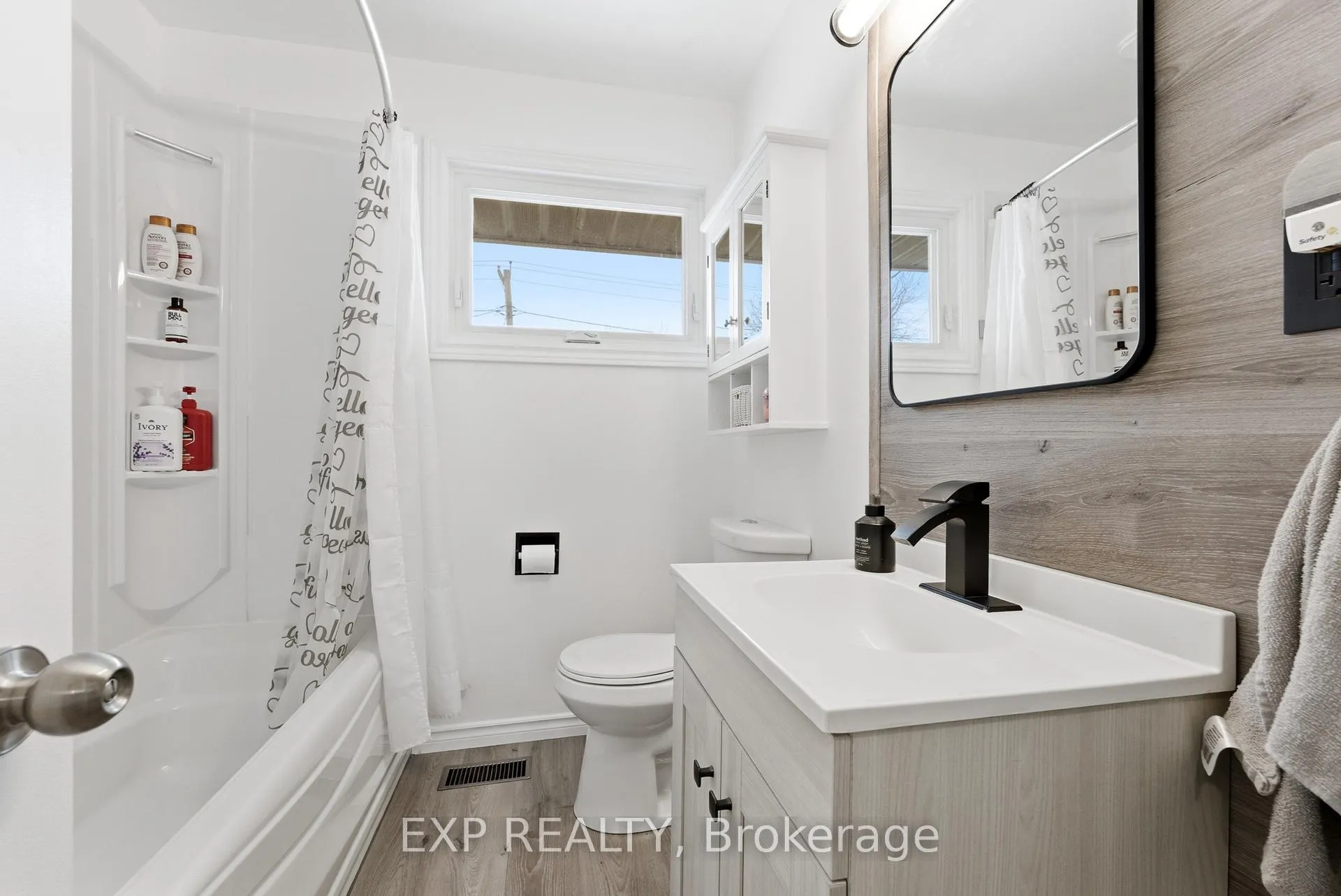 Photo 16 of 1 Nelles Avenue, Quinte West, Sidney Ward — HOMEH