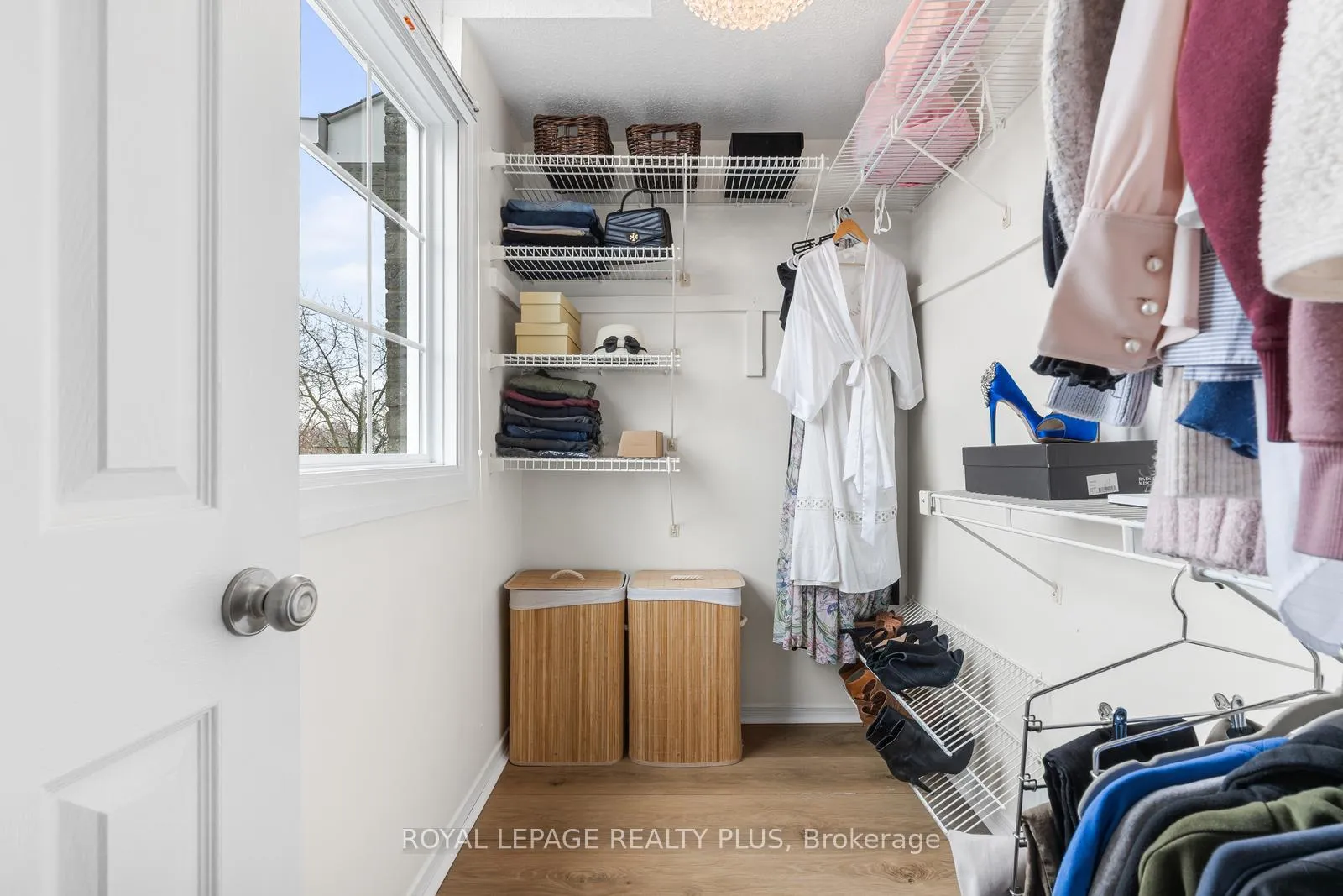 Photo 21 of 5 Anjou Place, Hamilton, Stoney Creek Mountain — HOMEH
