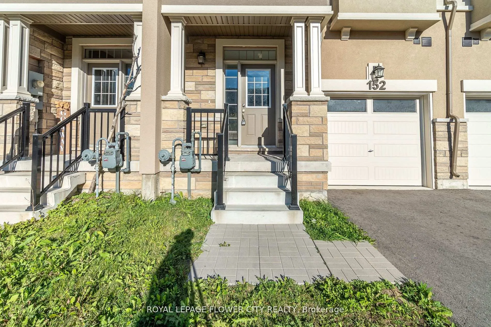 Photo 2 of 152 Flagg Avenue, Brant, Paris — HOMEH