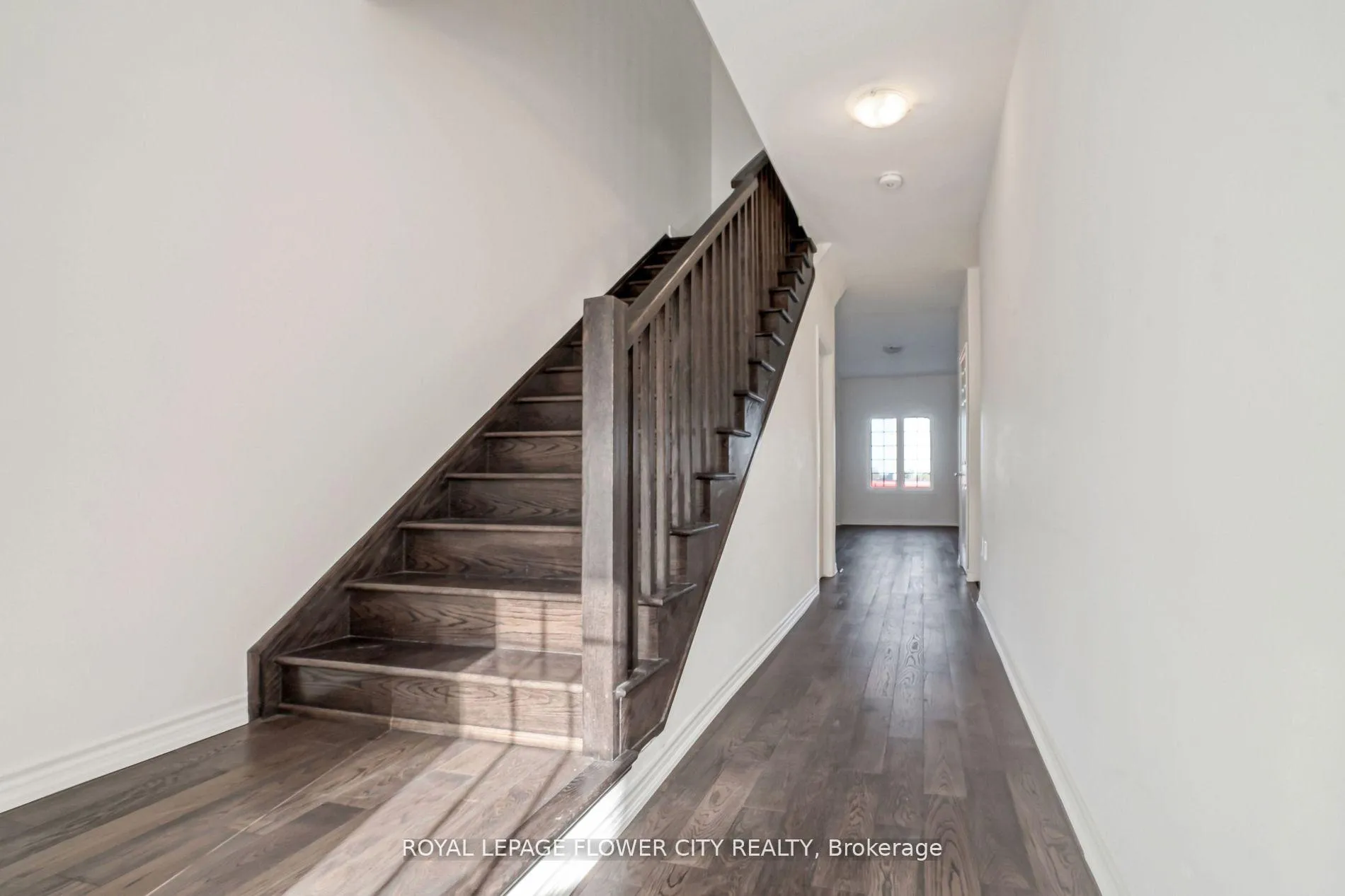 Photo 4 of 152 Flagg Avenue, Brant, Paris — HOMEH