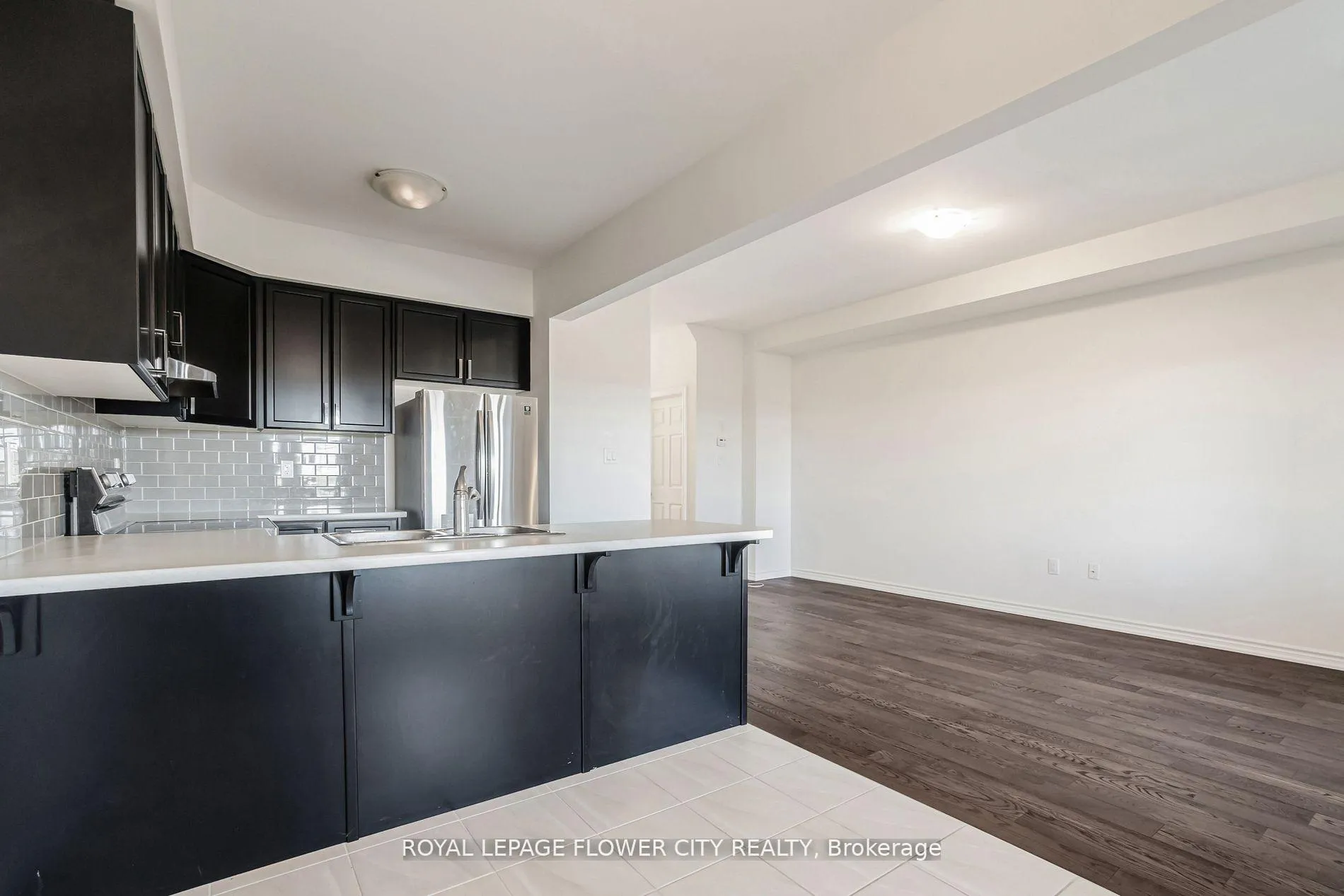 Photo 9 of 152 Flagg Avenue, Brant, Paris — HOMEH