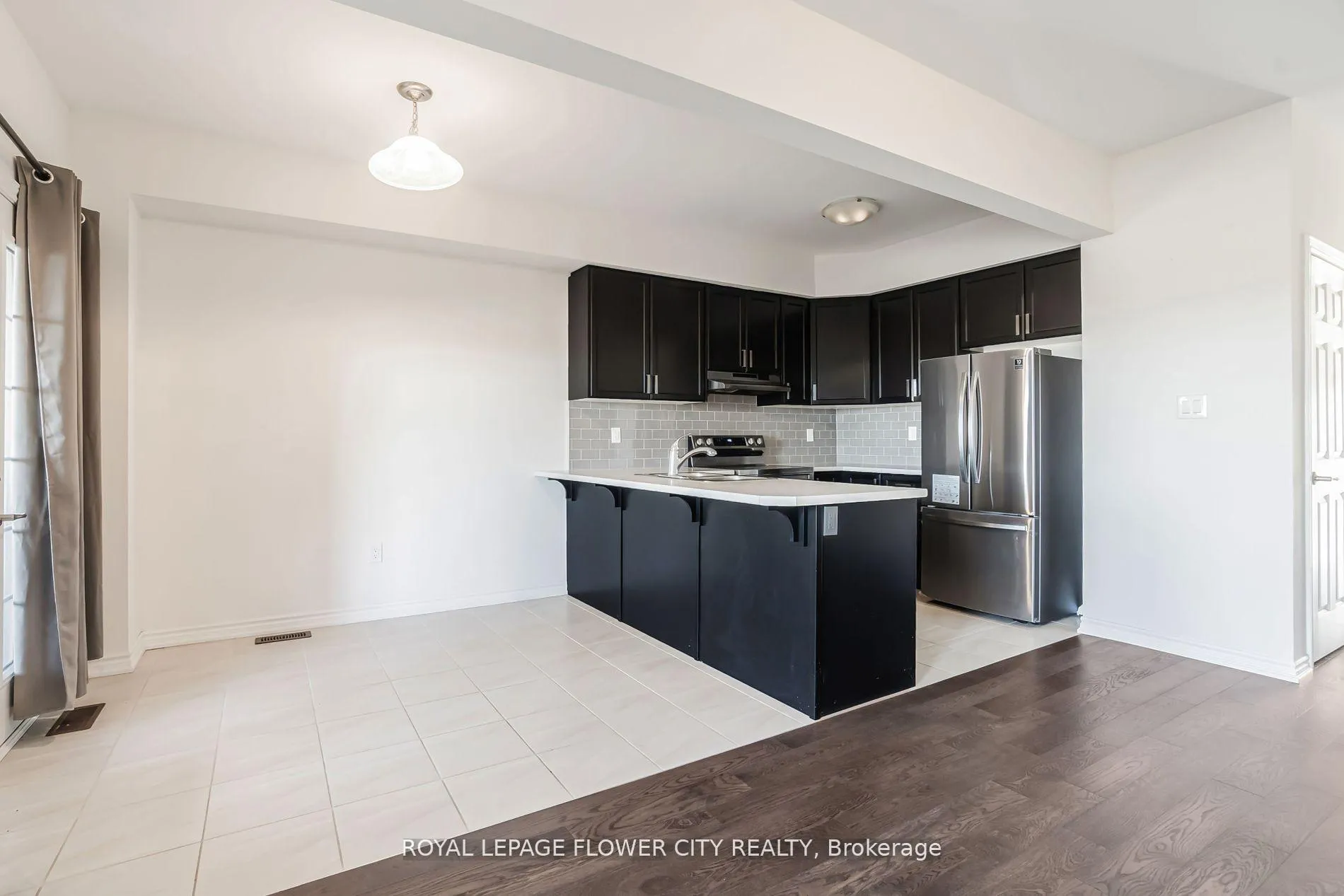Photo 13 of 152 Flagg Avenue, Brant, Paris — HOMEH
