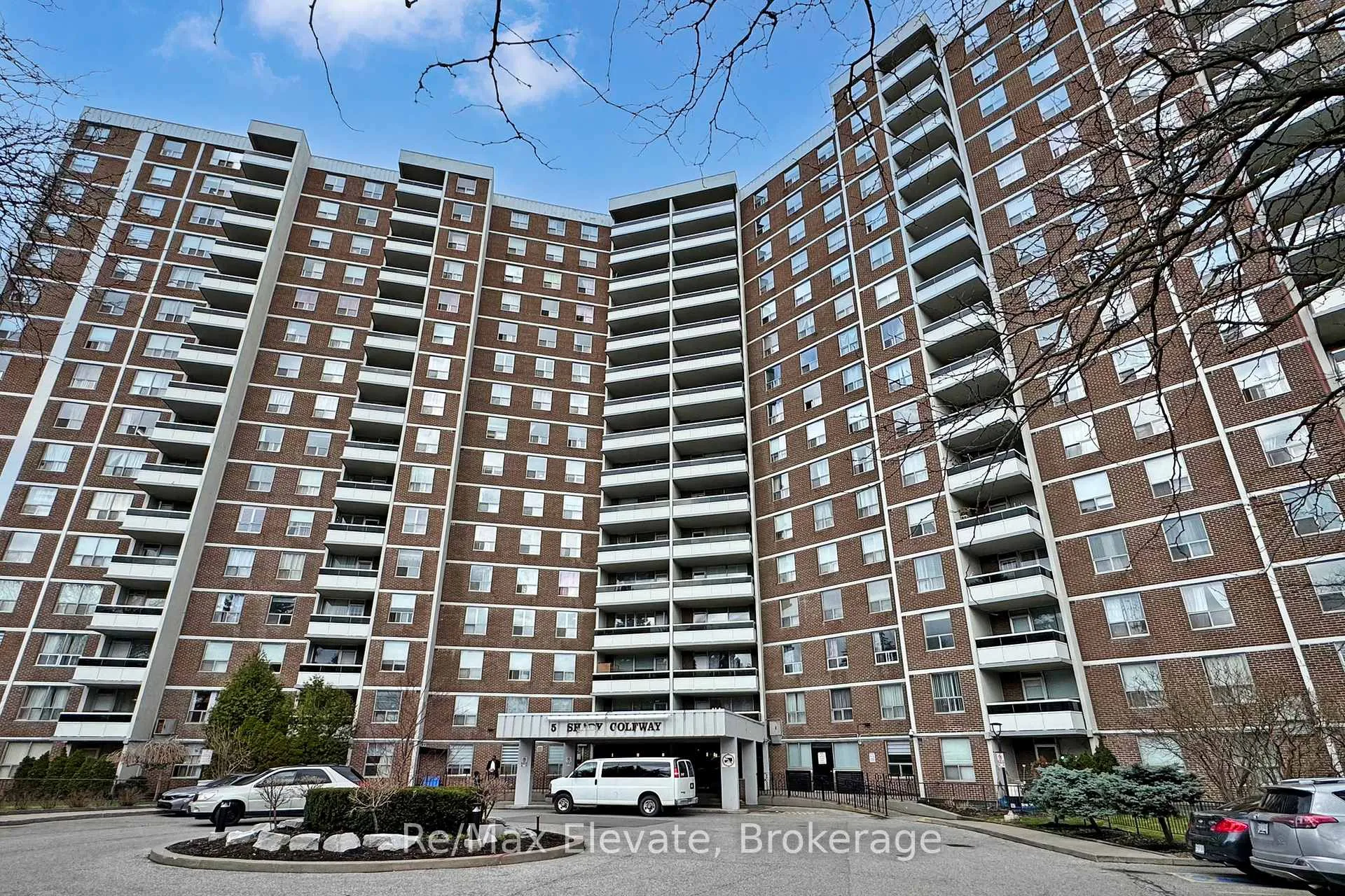 Front of Unit 406, 5 Shady Golfway