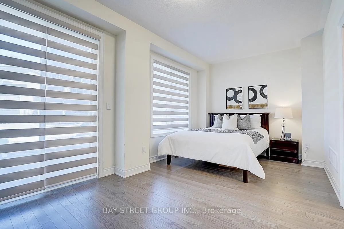 Photo 6 of 34 Phillipsen Way, Markham, Cedarwood — HOMEH