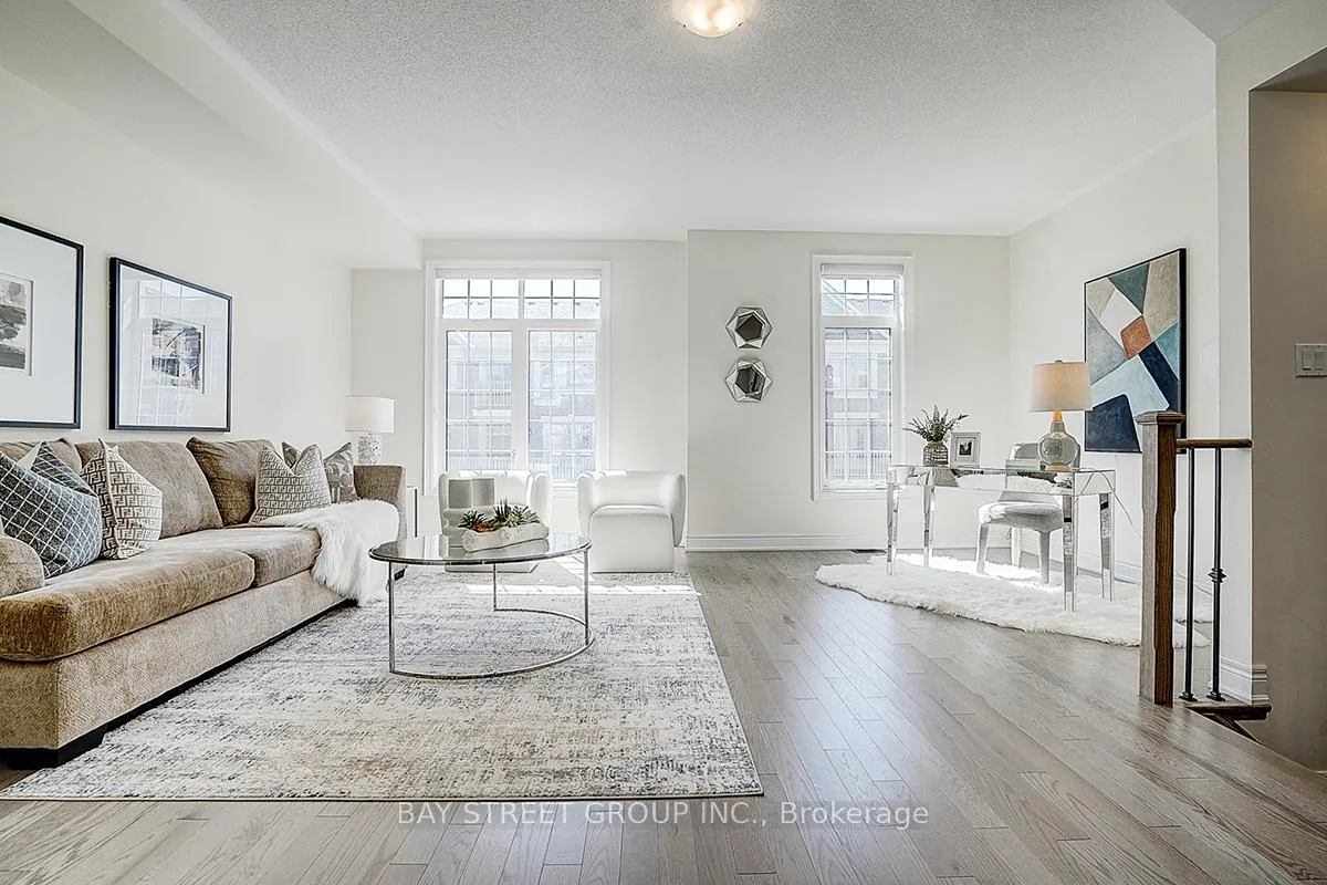 Photo 15 of 34 Phillipsen Way, Markham, Cedarwood — HOMEH