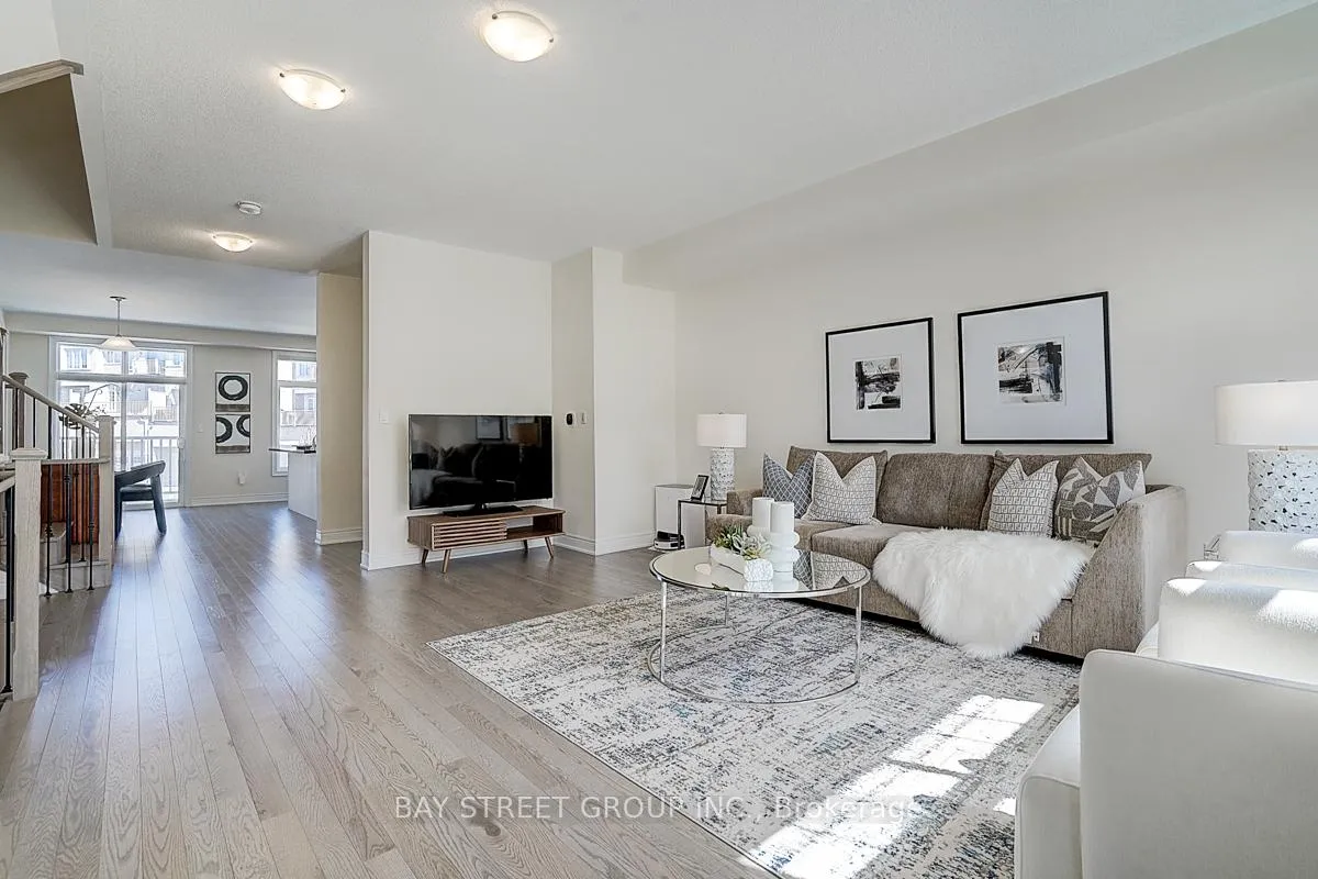 Photo 18 of 34 Phillipsen Way, Markham, Cedarwood — HOMEH