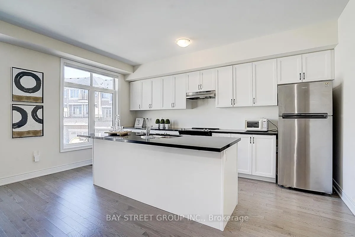 Photo 26 of 34 Phillipsen Way, Markham, Cedarwood — HOMEH