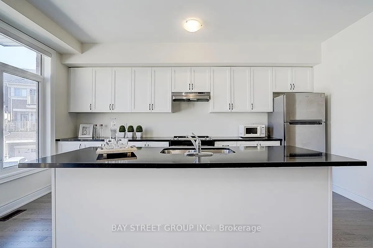 Photo 28 of 34 Phillipsen Way, Markham, Cedarwood — HOMEH