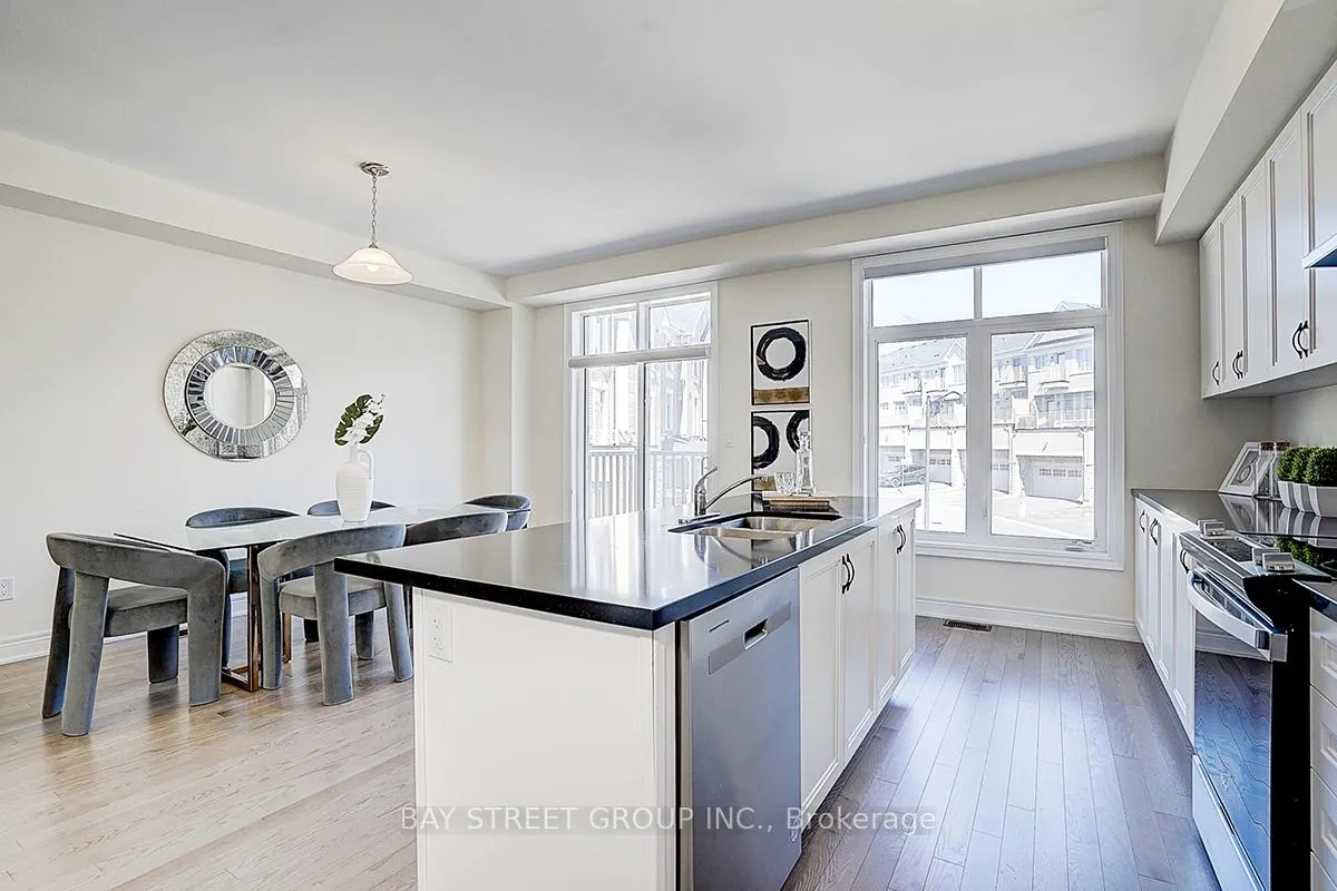 Photo 31 of 34 Phillipsen Way, Markham, Cedarwood — HOMEH