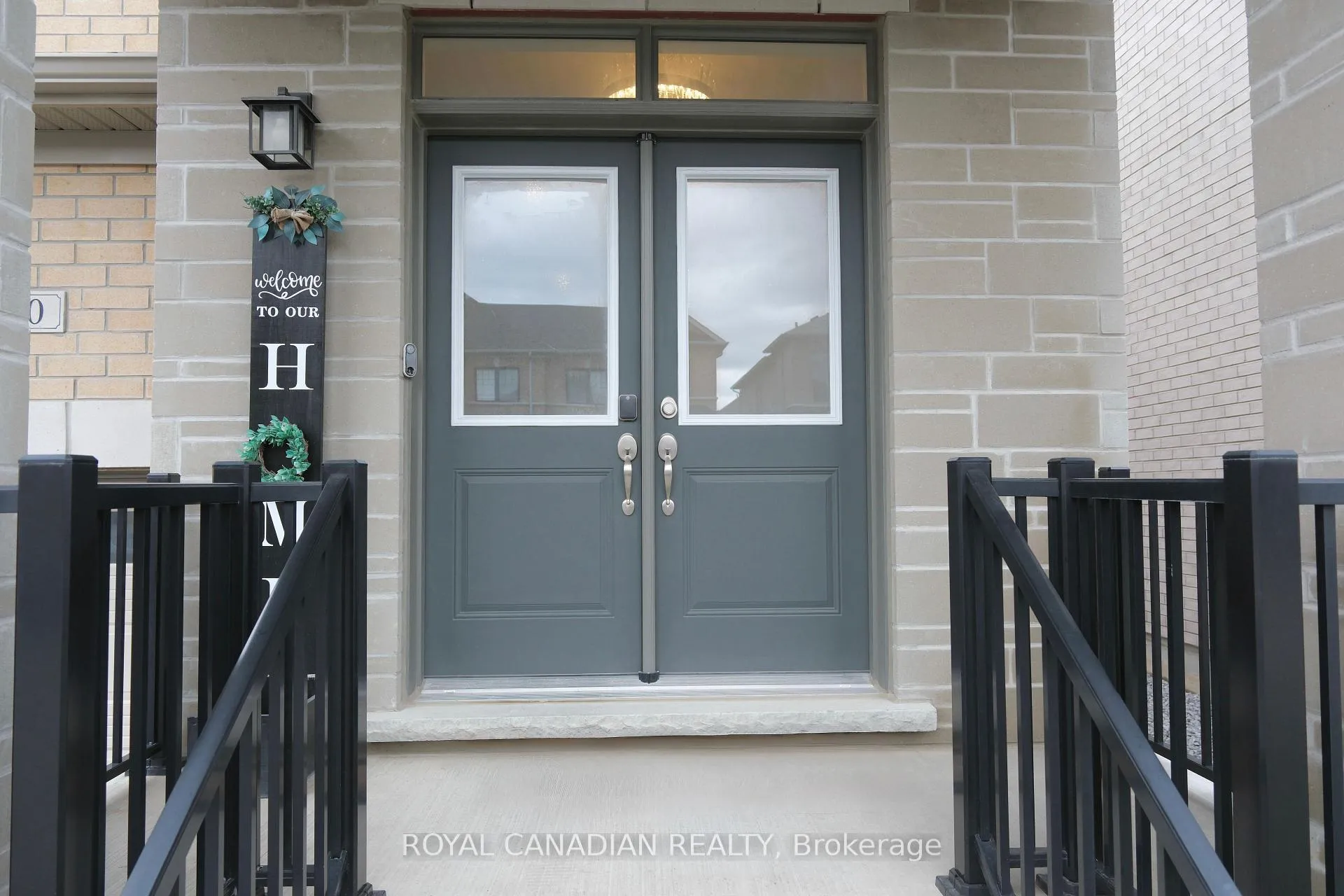 Photo 2 of 20 Conarty Crescent, Whitby, Rural Whitby — HOMEH