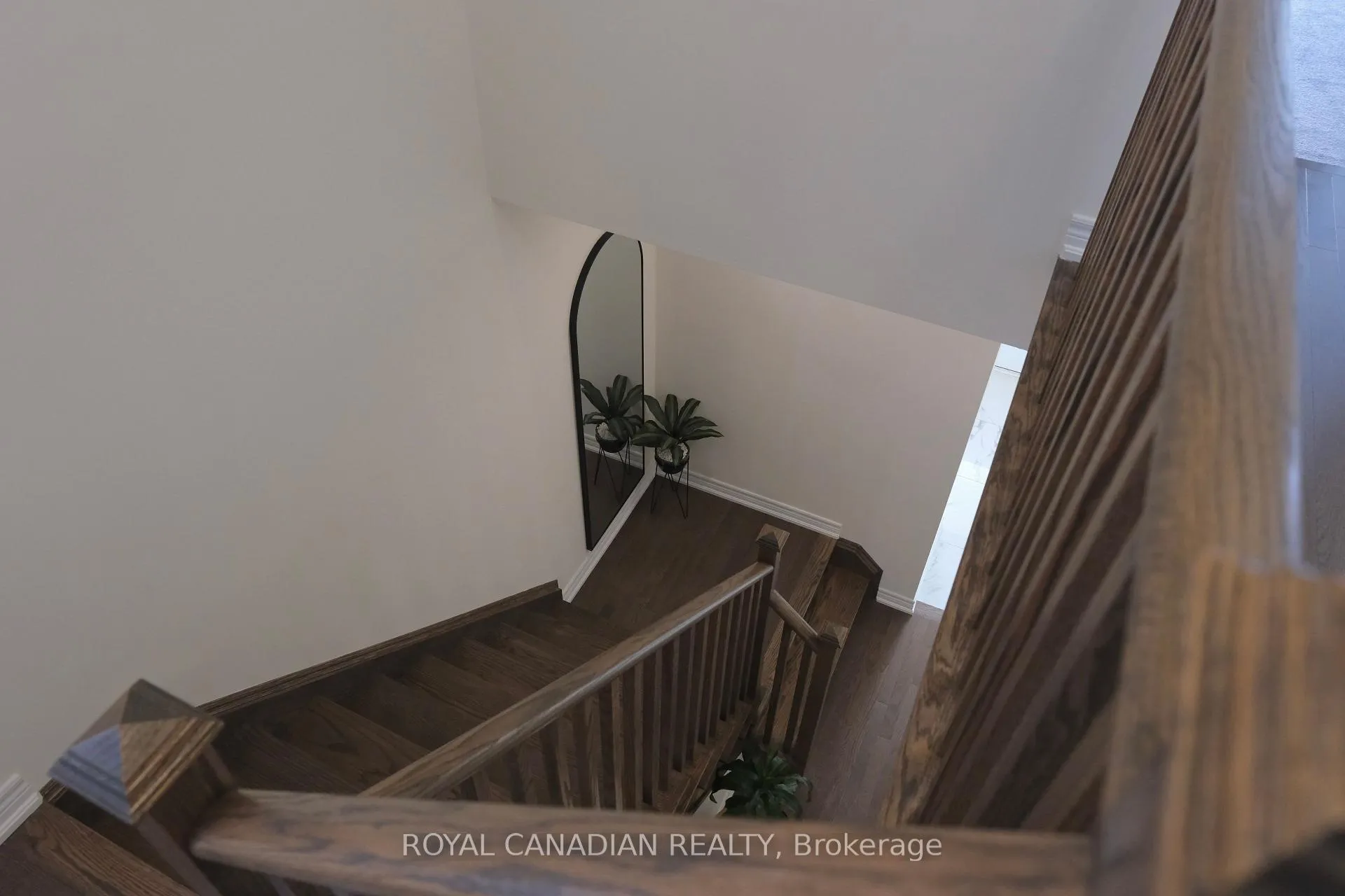 Photo 14 of 20 Conarty Crescent, Whitby, Rural Whitby — HOMEH