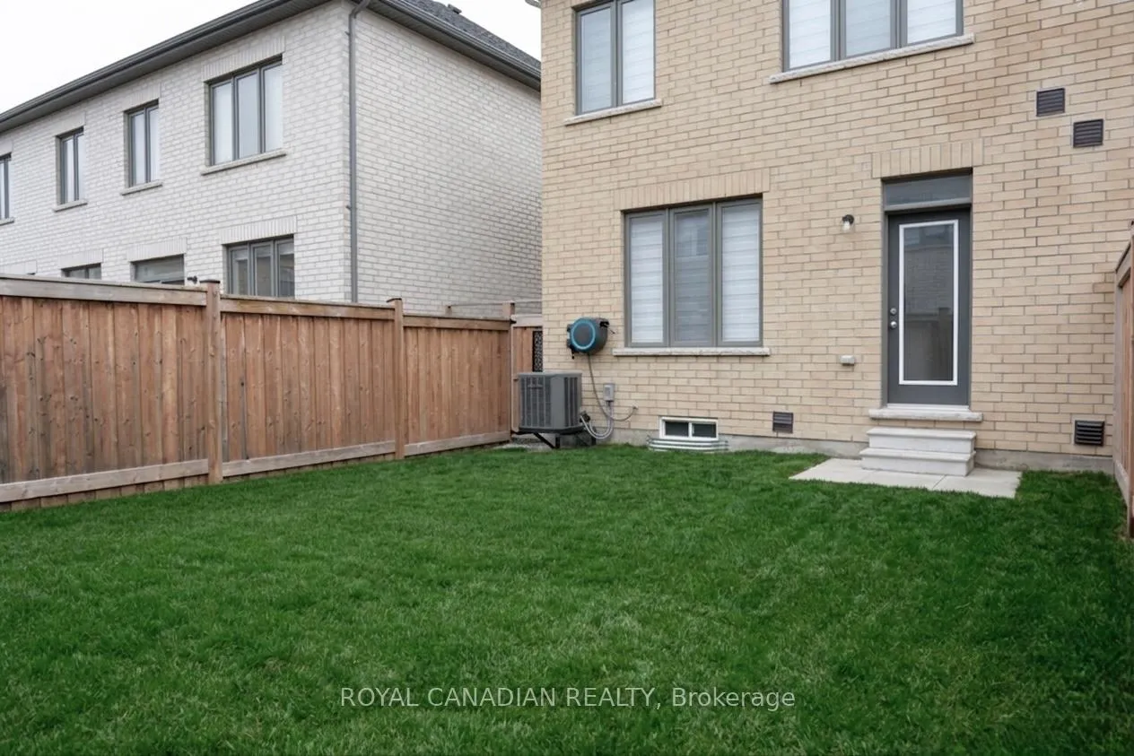 Photo 30 of 20 Conarty Crescent, Whitby, Rural Whitby — HOMEH