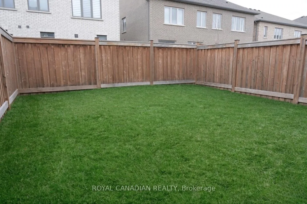 Photo 31 of 20 Conarty Crescent, Whitby, Rural Whitby — HOMEH