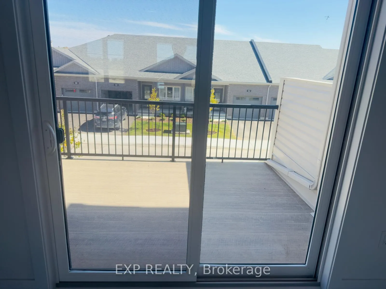 Photo 6 of Unit 11, 34 Balladry Boulevard, Stratford — HOMEH