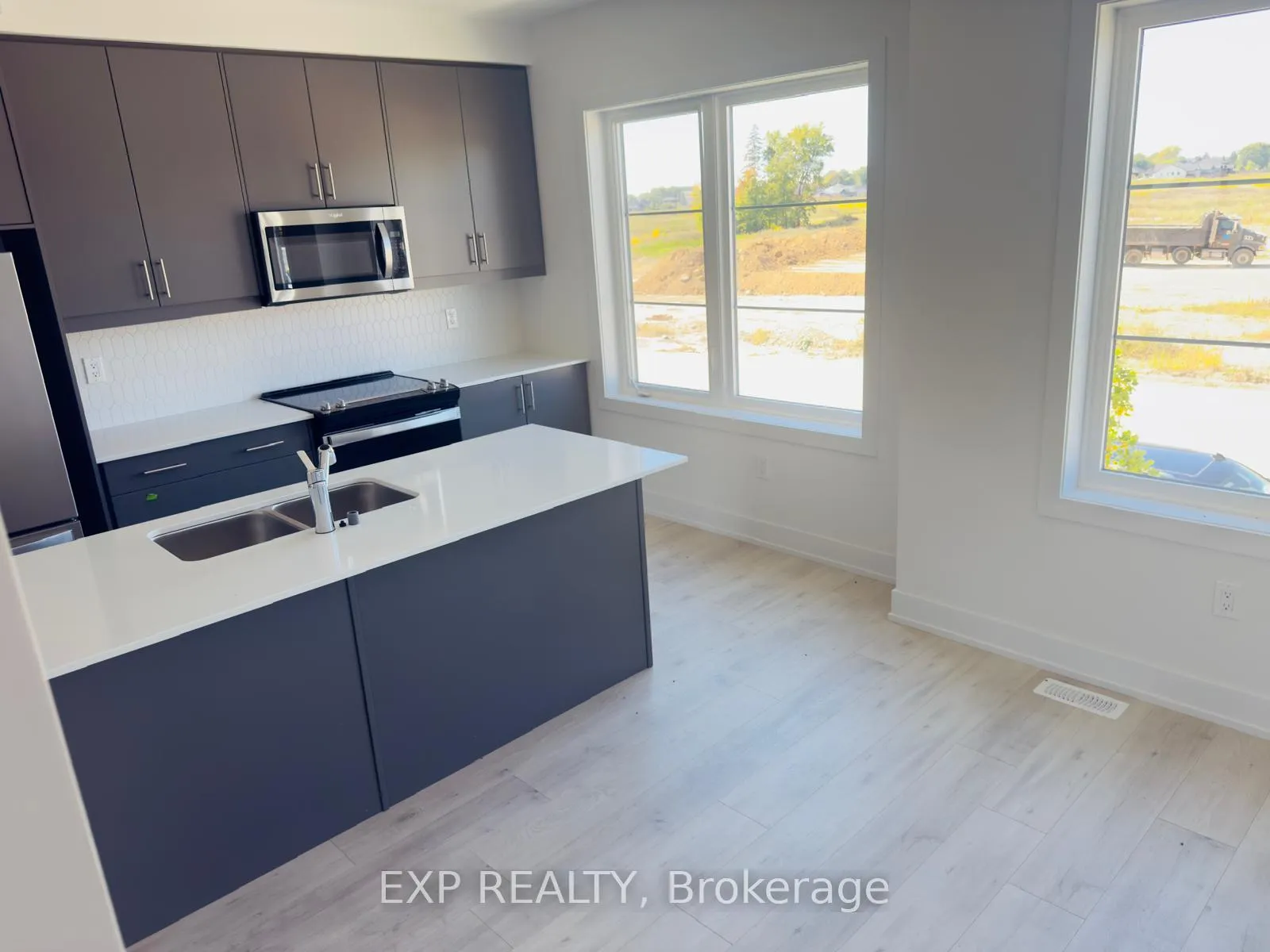 Photo 10 of Unit 11, 34 Balladry Boulevard, Stratford — HOMEH