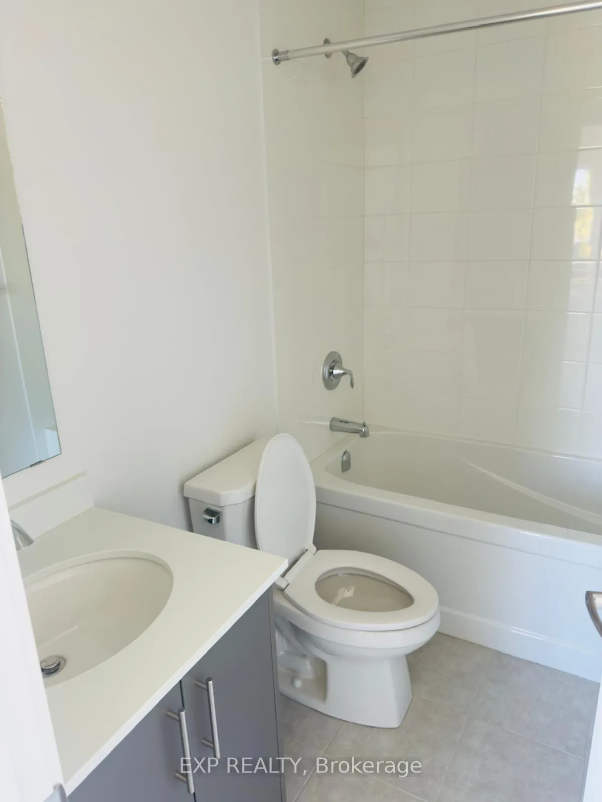 Photo 14 of Unit 11, 34 Balladry Boulevard, Stratford — HOMEH
