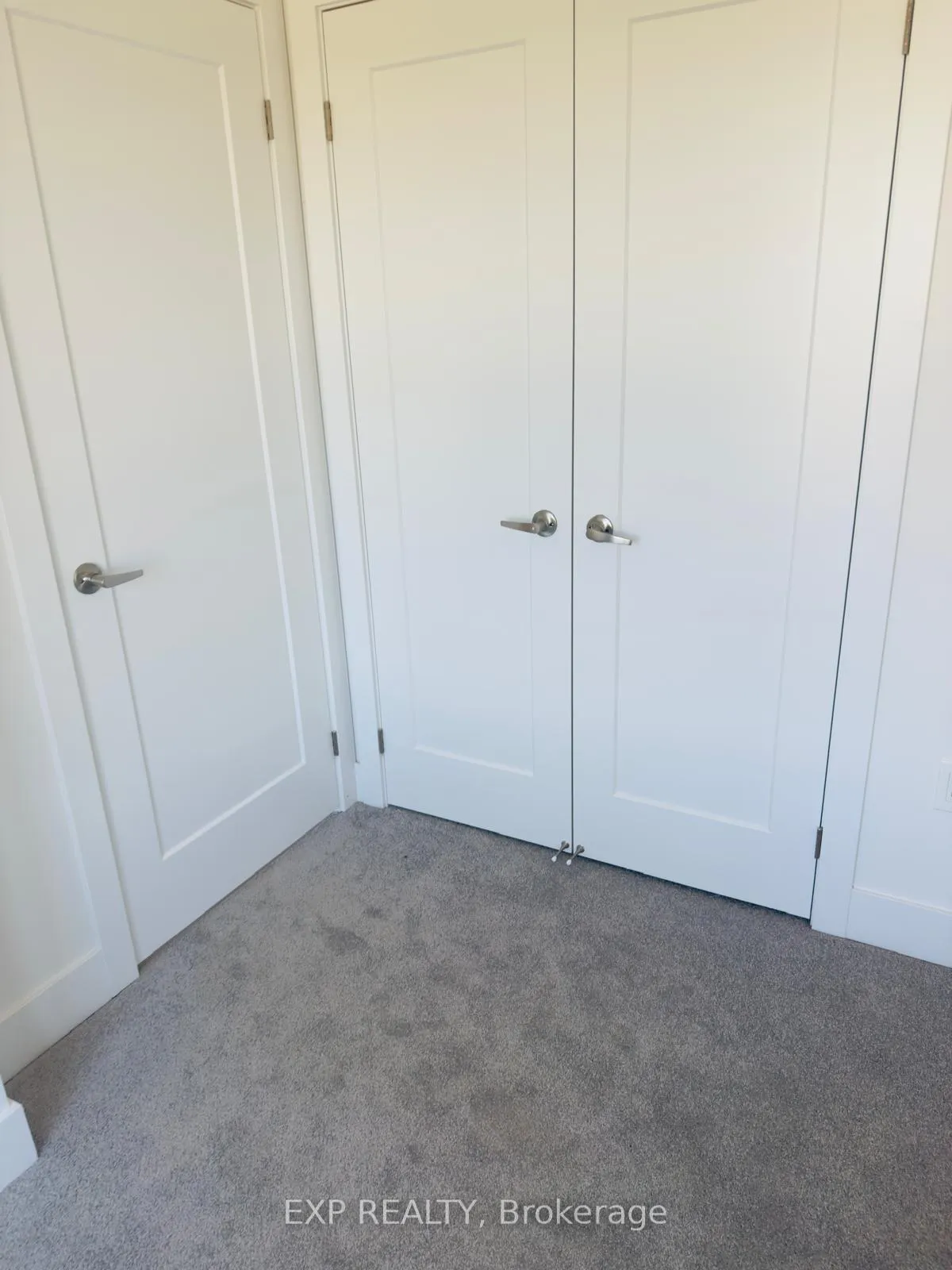 Photo 20 of Unit 11, 34 Balladry Boulevard, Stratford — HOMEH