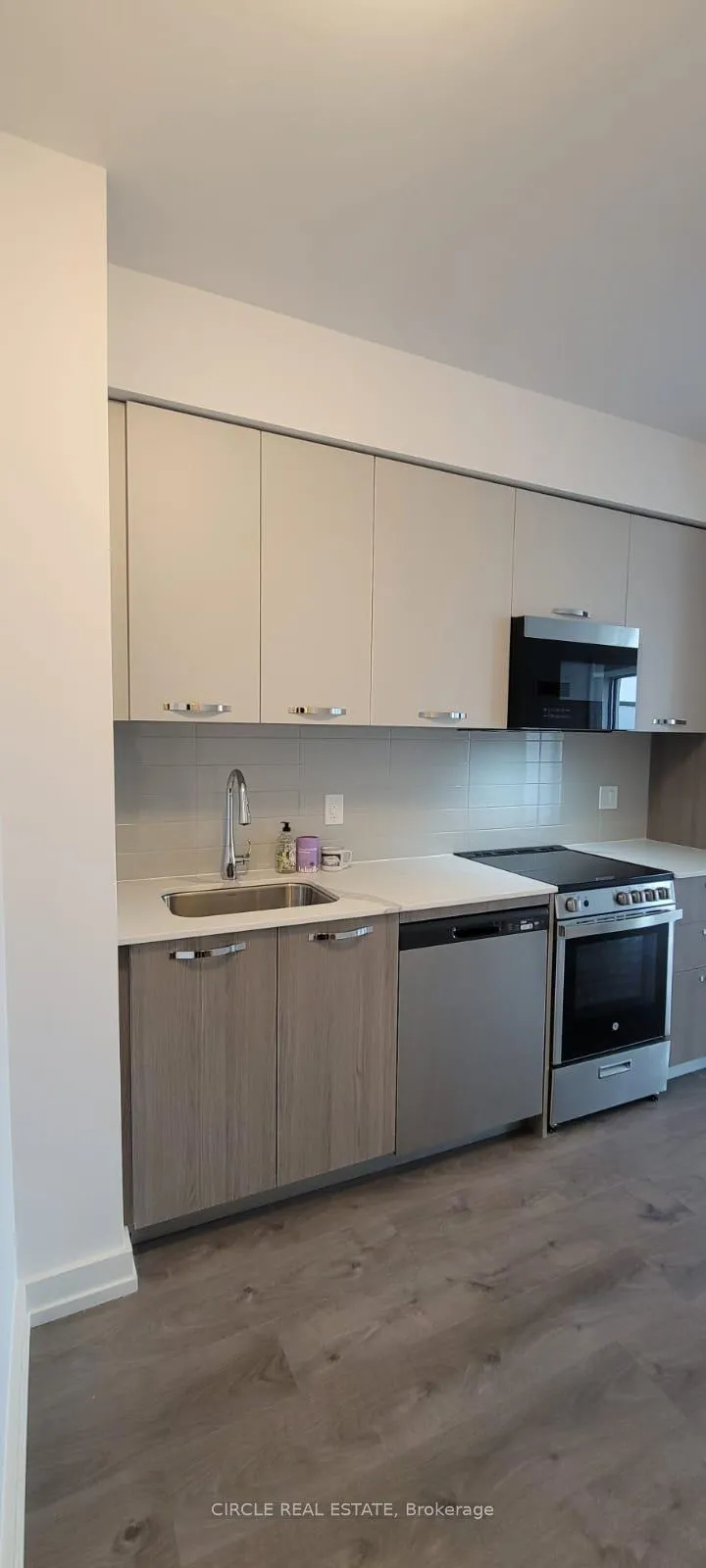 Photo 11 of Unit 1105, 75 James Street S, Hamilton, Corktown — HOMEH