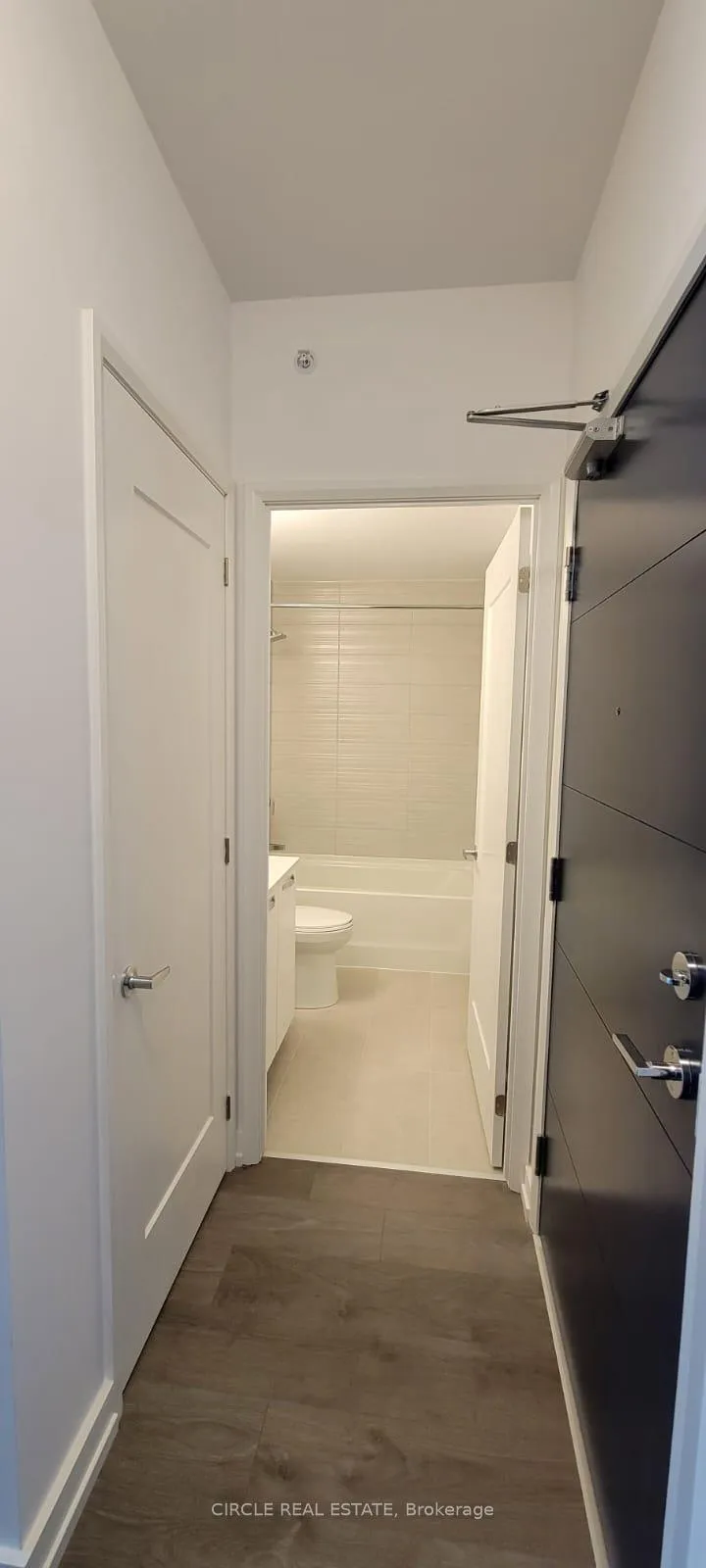 Photo 17 of Unit 1105, 75 James Street S, Hamilton, Corktown — HOMEH