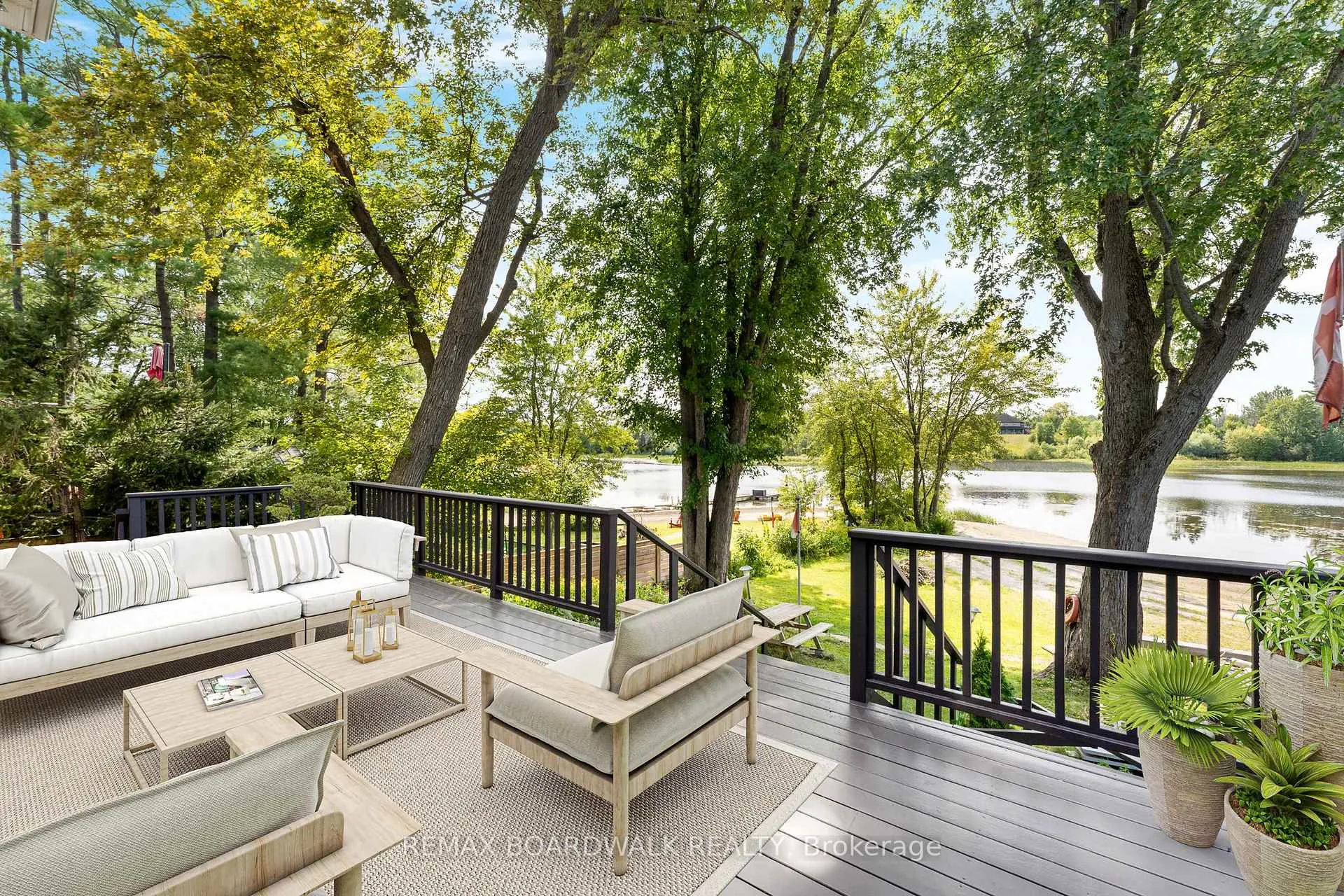 Photo 3 of 1278 Bayview Drive, Ottawa, Constance Bay — HOMEH