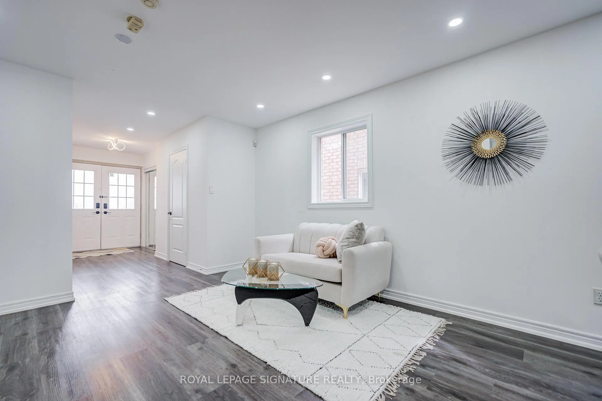 Photo 4 of 76 Derrywood Drive, Vaughan, Patterson — HOMEH