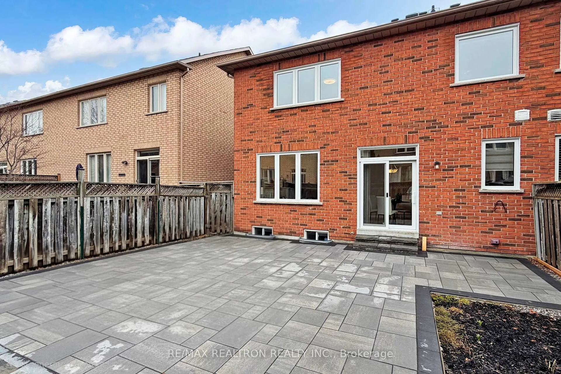 Photo 39 of 116 Southbrook Crescent, Markham, Cachet — HOMEH