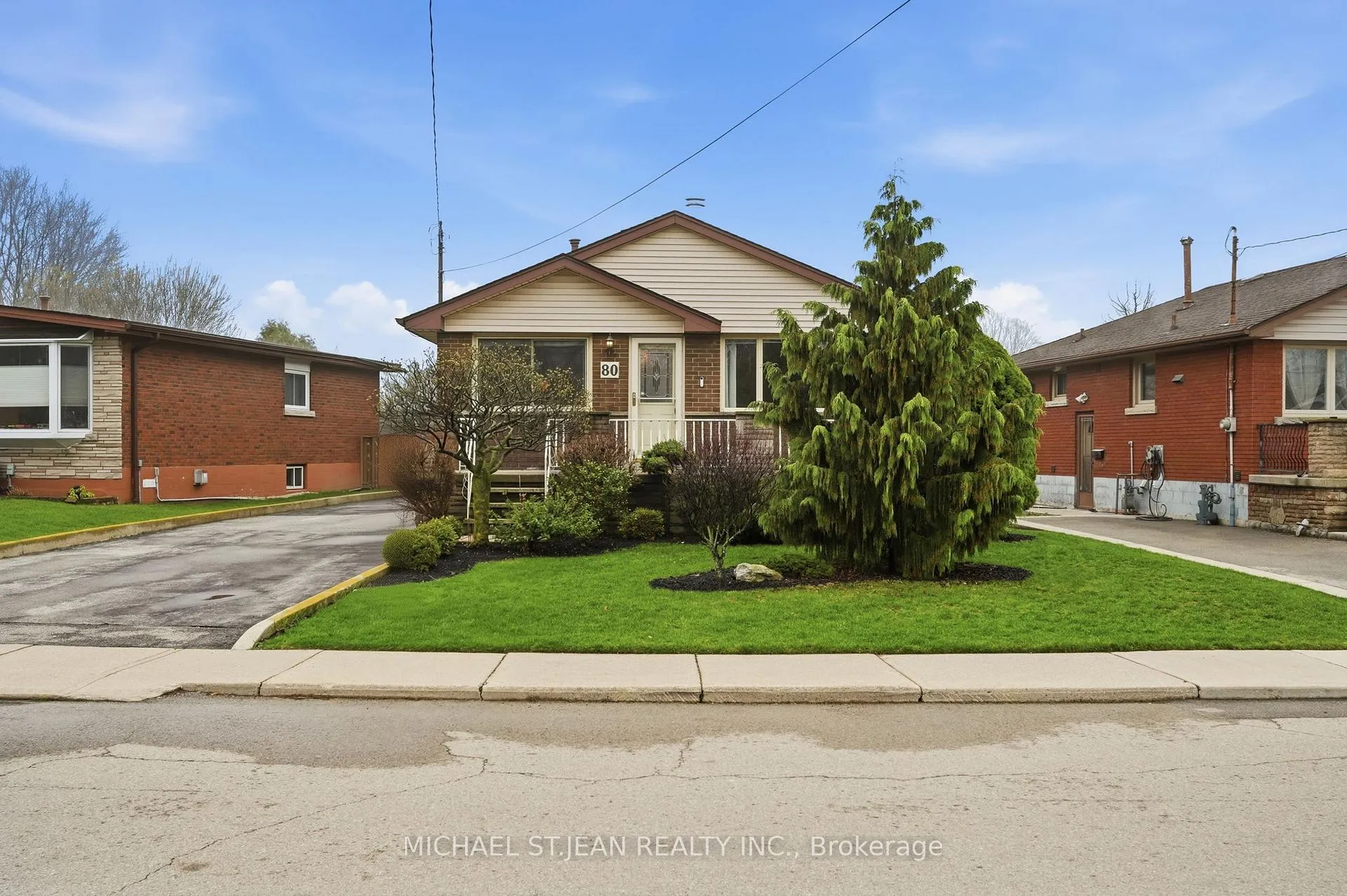 Photo 2 of 80 Luscombe Street, Hamilton, Greeningdon — HOMEH