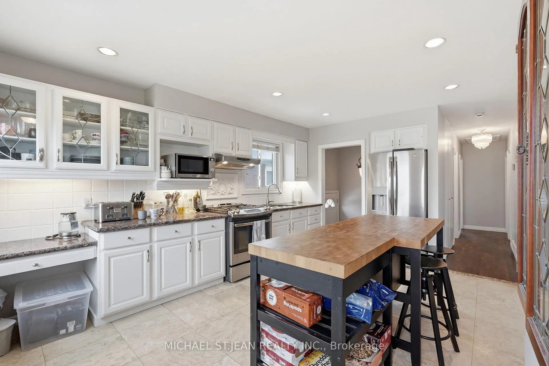 Photo 5 of 80 Luscombe Street, Hamilton, Greeningdon — HOMEH