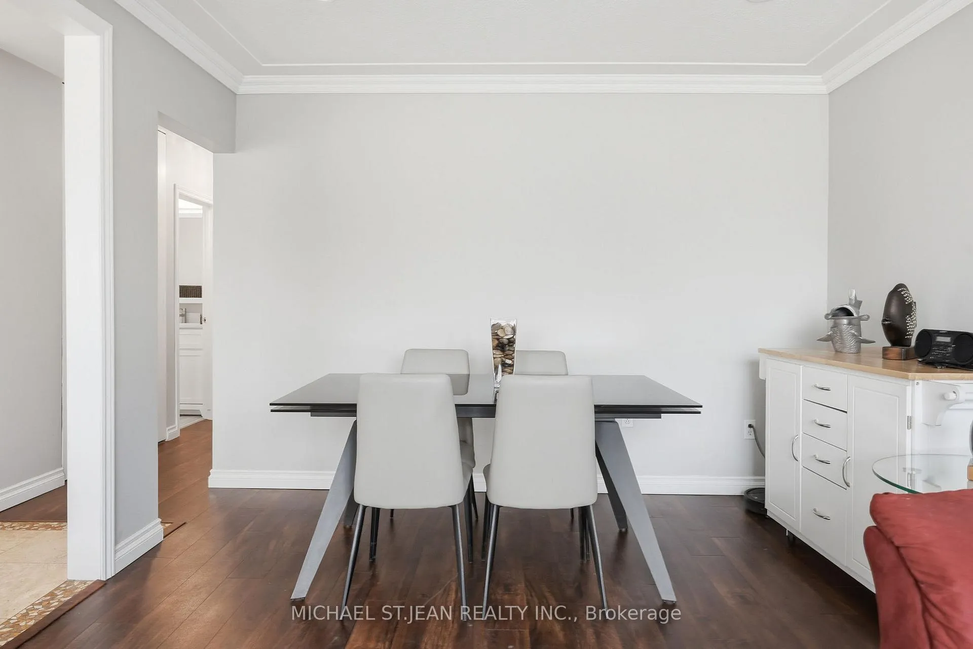 Photo 13 of 80 Luscombe Street, Hamilton, Greeningdon — HOMEH