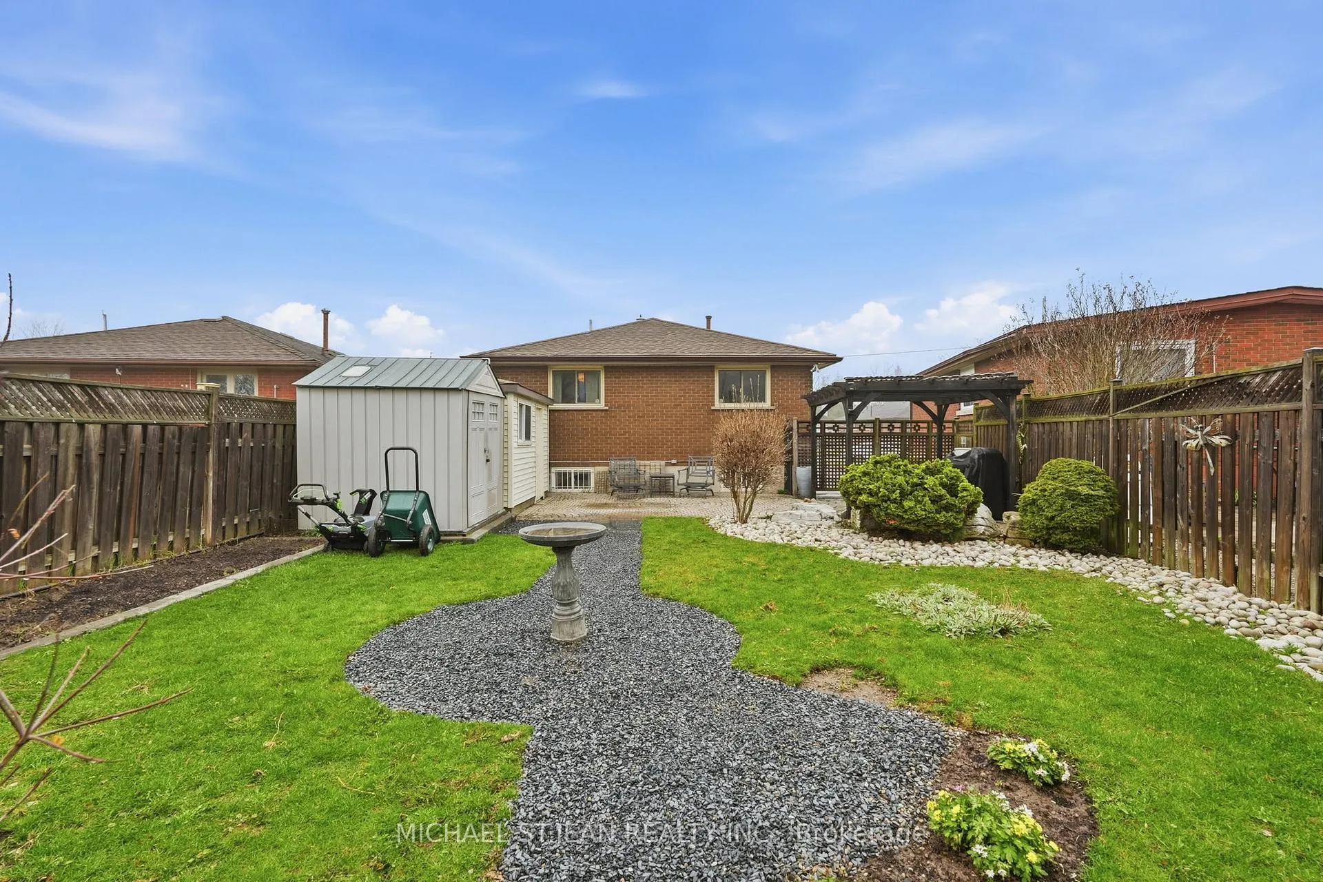 Photo 41 of 80 Luscombe Street, Hamilton, Greeningdon — HOMEH